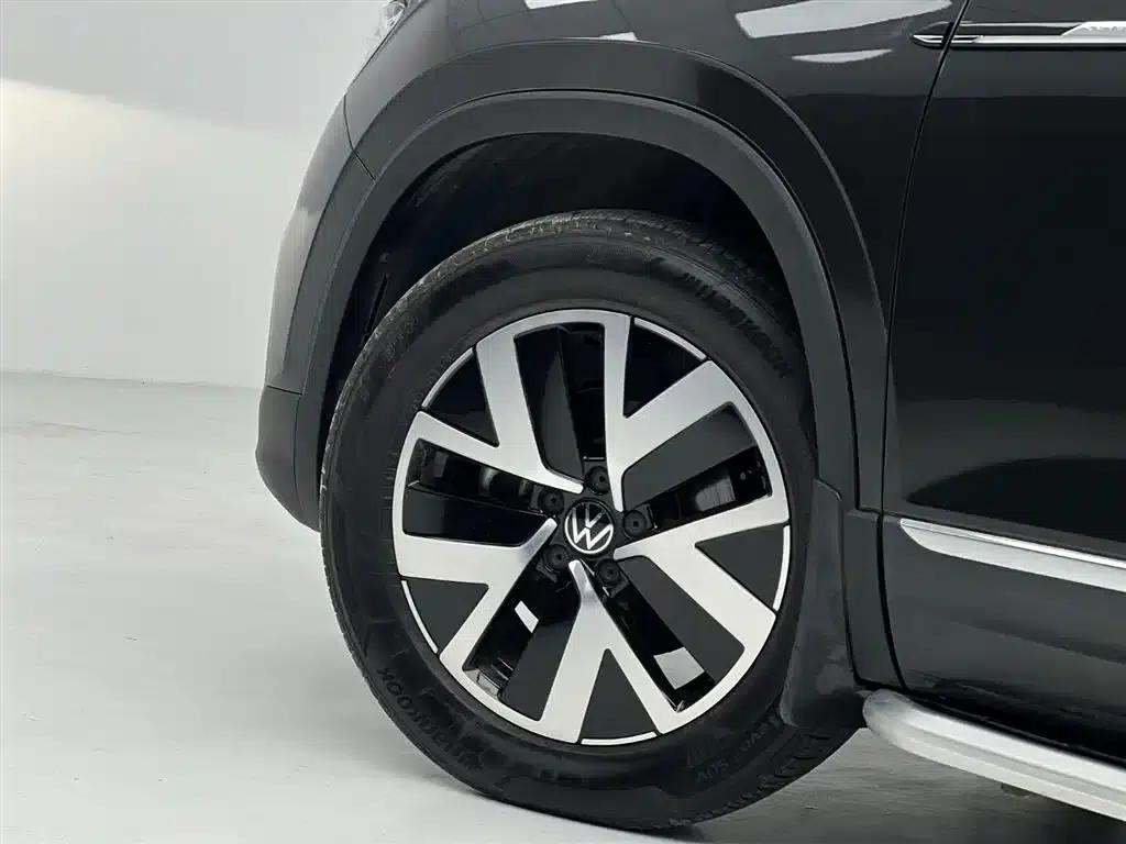 Tayron 2023 280TSI 2WD Luxury Plus Advanced Edition — миниатюра 13