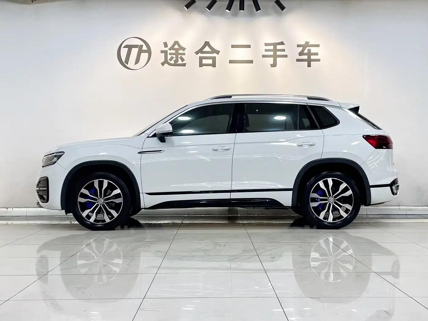 Tayron 2020 380TSI AWD R-Line Smart Edition — миниатюра 3