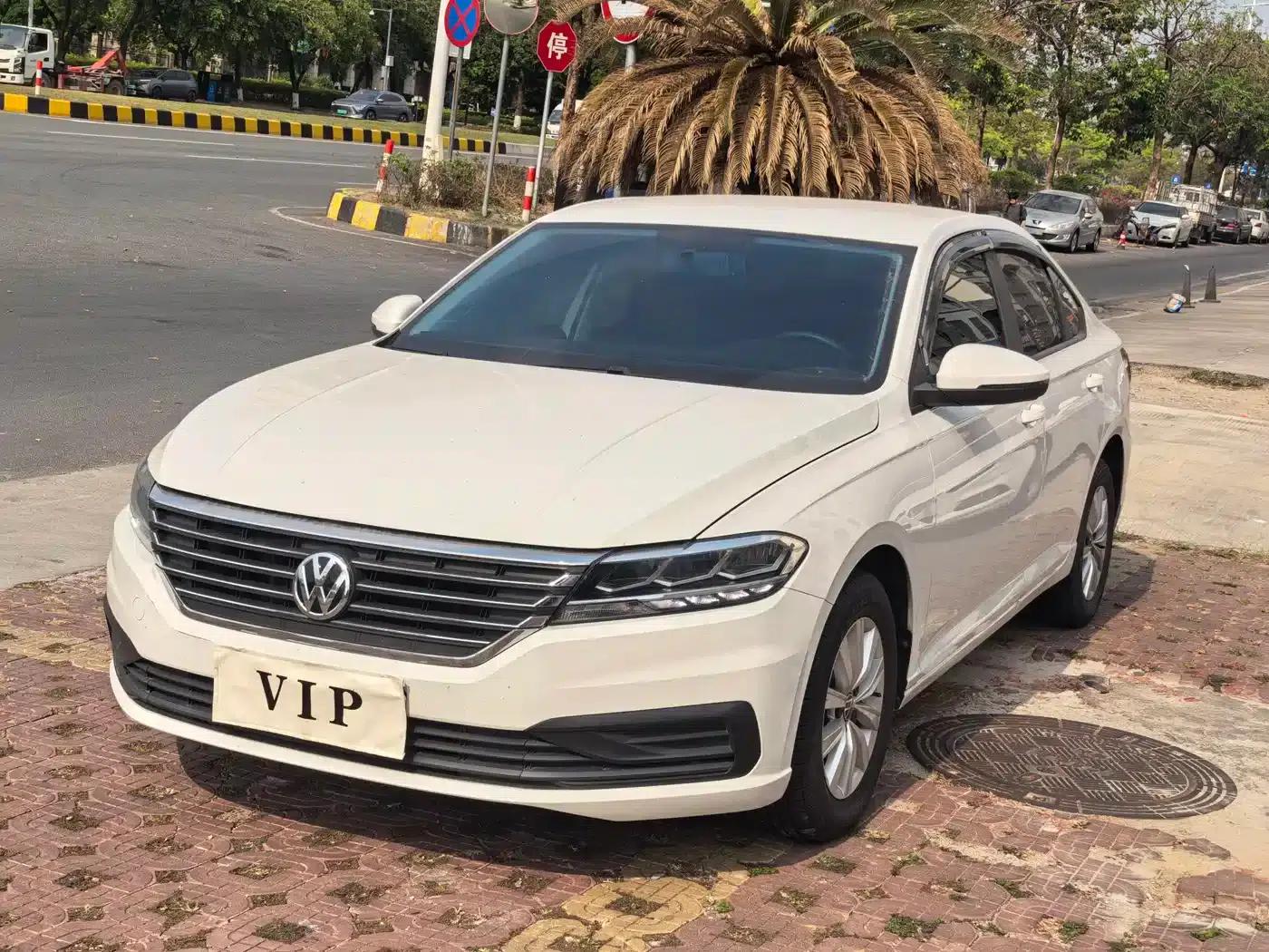 2022 Volkswagen Lavida 1.5L Automatic Fashion Edition — миниатюра 3