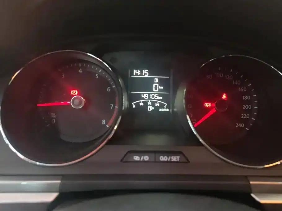 2018 Volkswagen Bora 1.5L Manual Fashion Edition — миниатюра 14