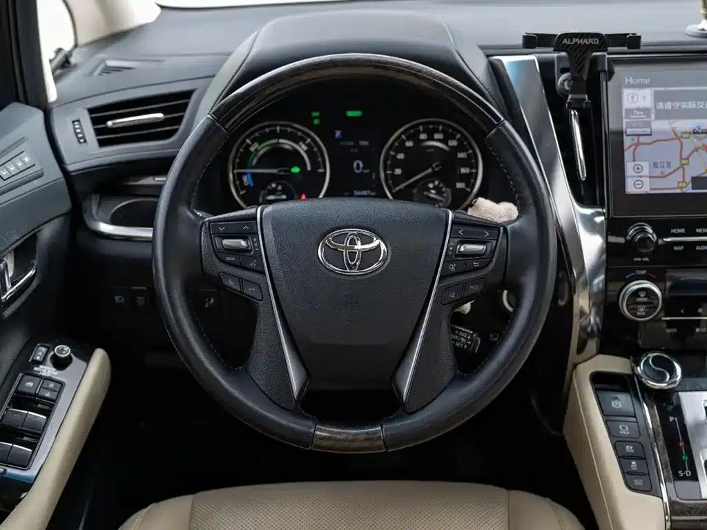 2023 Alphard Hybrid 2.5L Premium Gold Edition — миниатюра 11