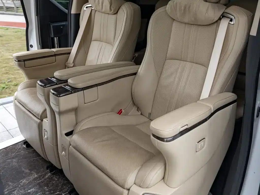 2023 Alphard Hybrid 2.5L Premium Gold Edition — миниатюра 19