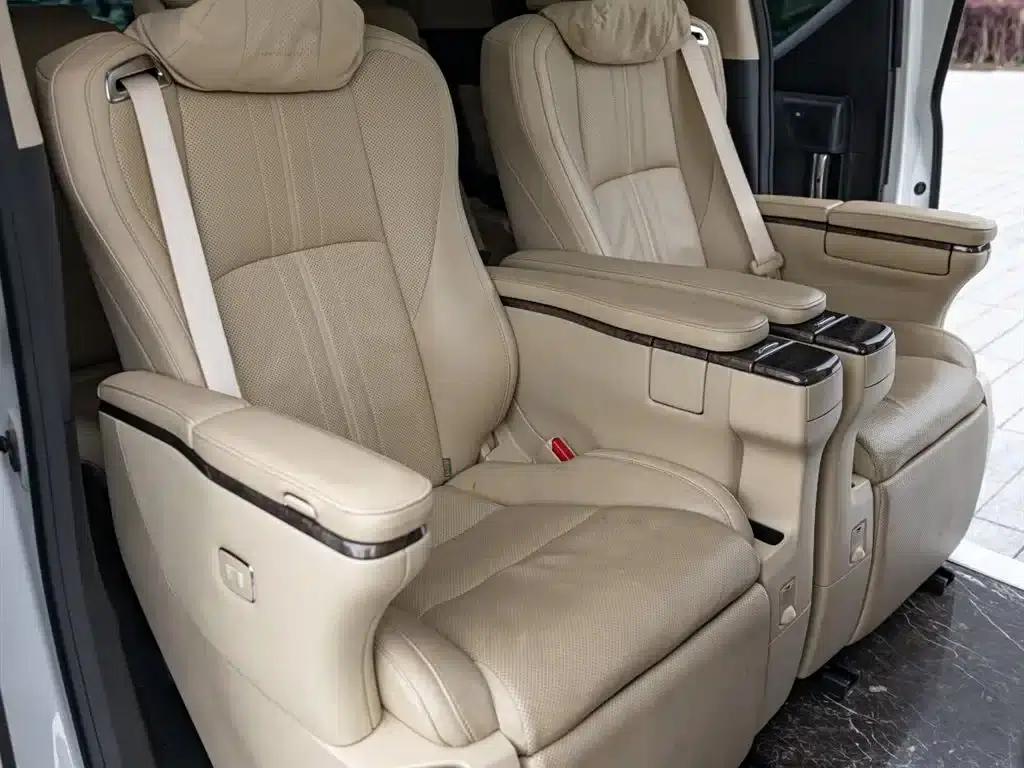 2023 Alphard Hybrid 2.5L Premium Gold Edition — миниатюра 20