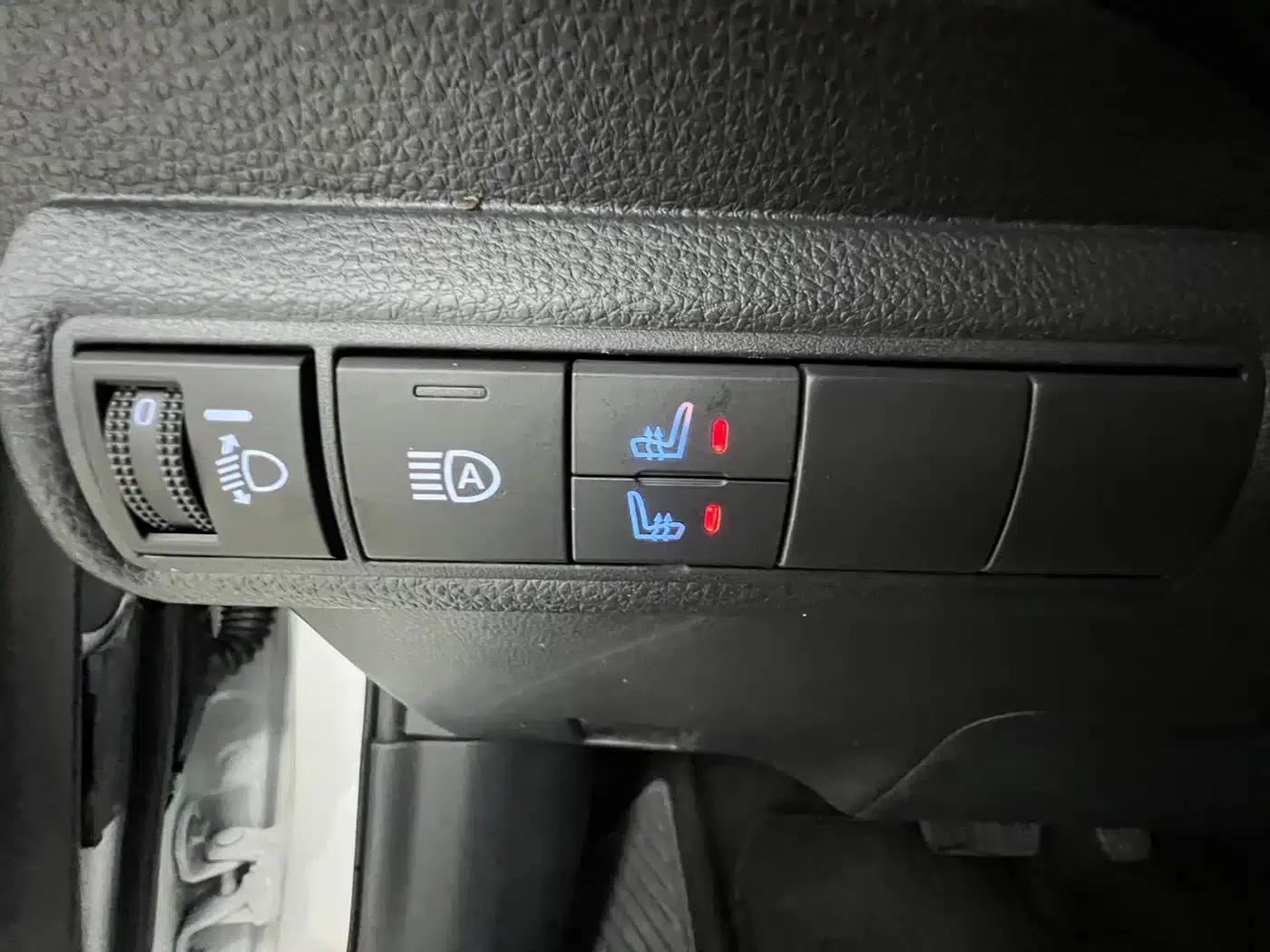2022 Toyota Corolla 1.2T S-CVT Pioneer PLUS Edition — миниатюра 18