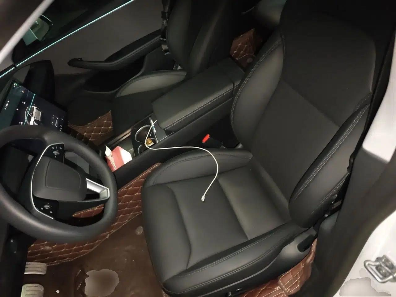 Tesla Model 3 2025 Rear-Wheel-Drive Version — миниатюра 15
