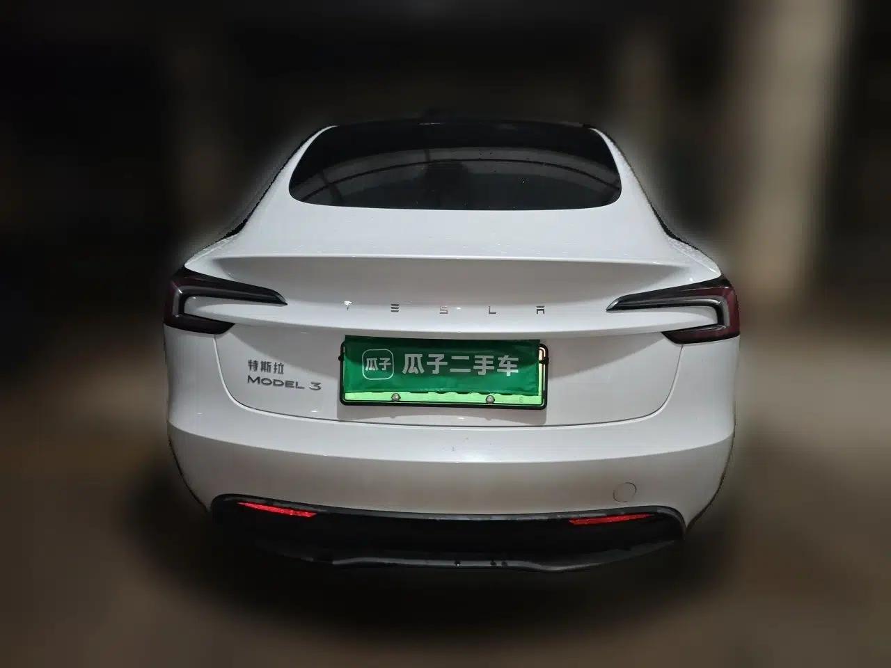 Tesla Model 3 2025 Rear-Wheel-Drive Version — миниатюра 5