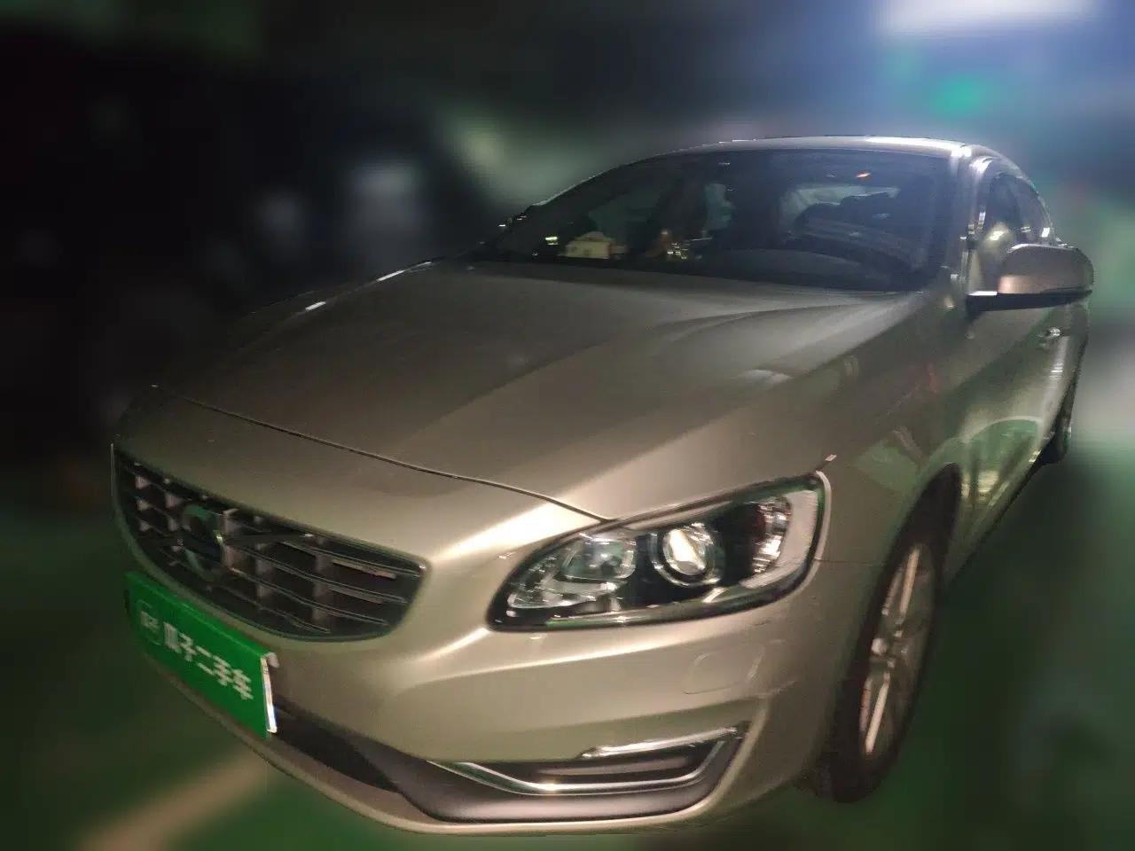 Volvo S60 2016 S60L T3 Smart Drive Edition — миниатюра 1
