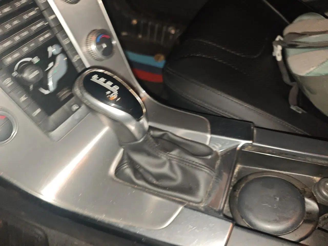 Volvo S60 2016 S60L T3 Smart Drive Edition — миниатюра 14