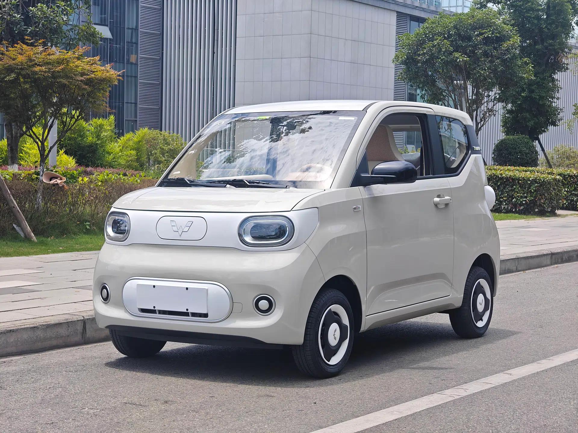 Wuling Hongguang MINIEV 2024 3rd Generation 215km Youth Edition — миниатюра 1