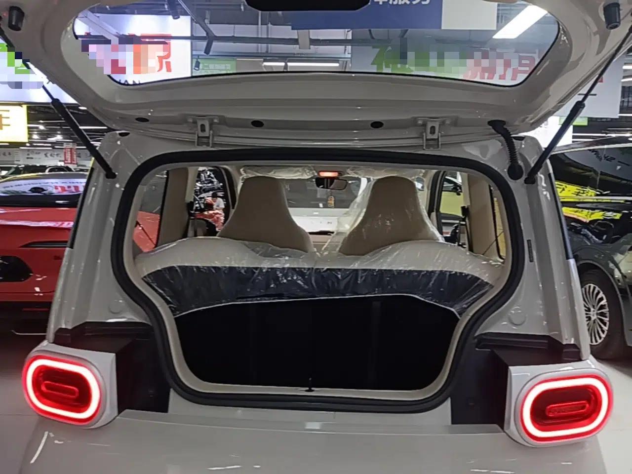 Wuling Hongguang MINIEV 2024 3rd Generation 215km Youth Edition — миниатюра 30