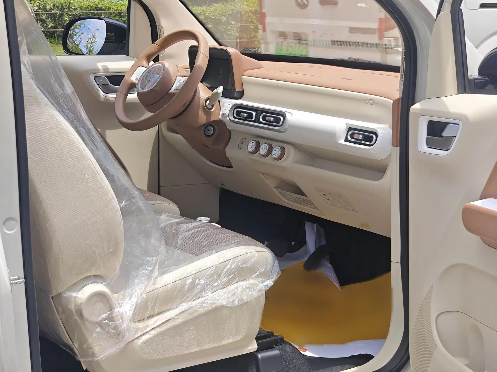 Wuling Hongguang MINIEV 2024 3rd Generation 215km Youth Edition — миниатюра 32