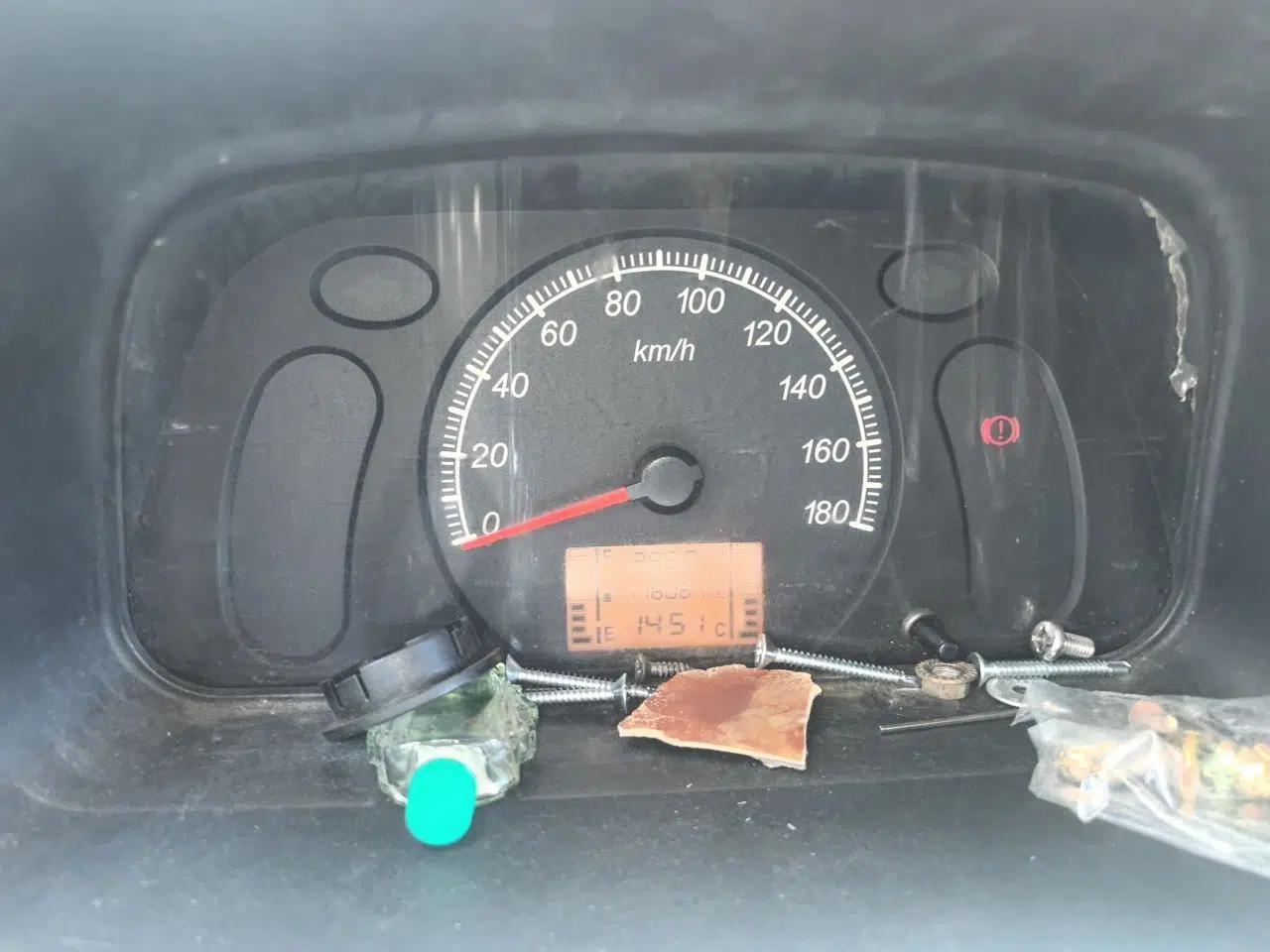 Wuling Zhiguang 2013 1.0L Practical Version — миниатюра 11