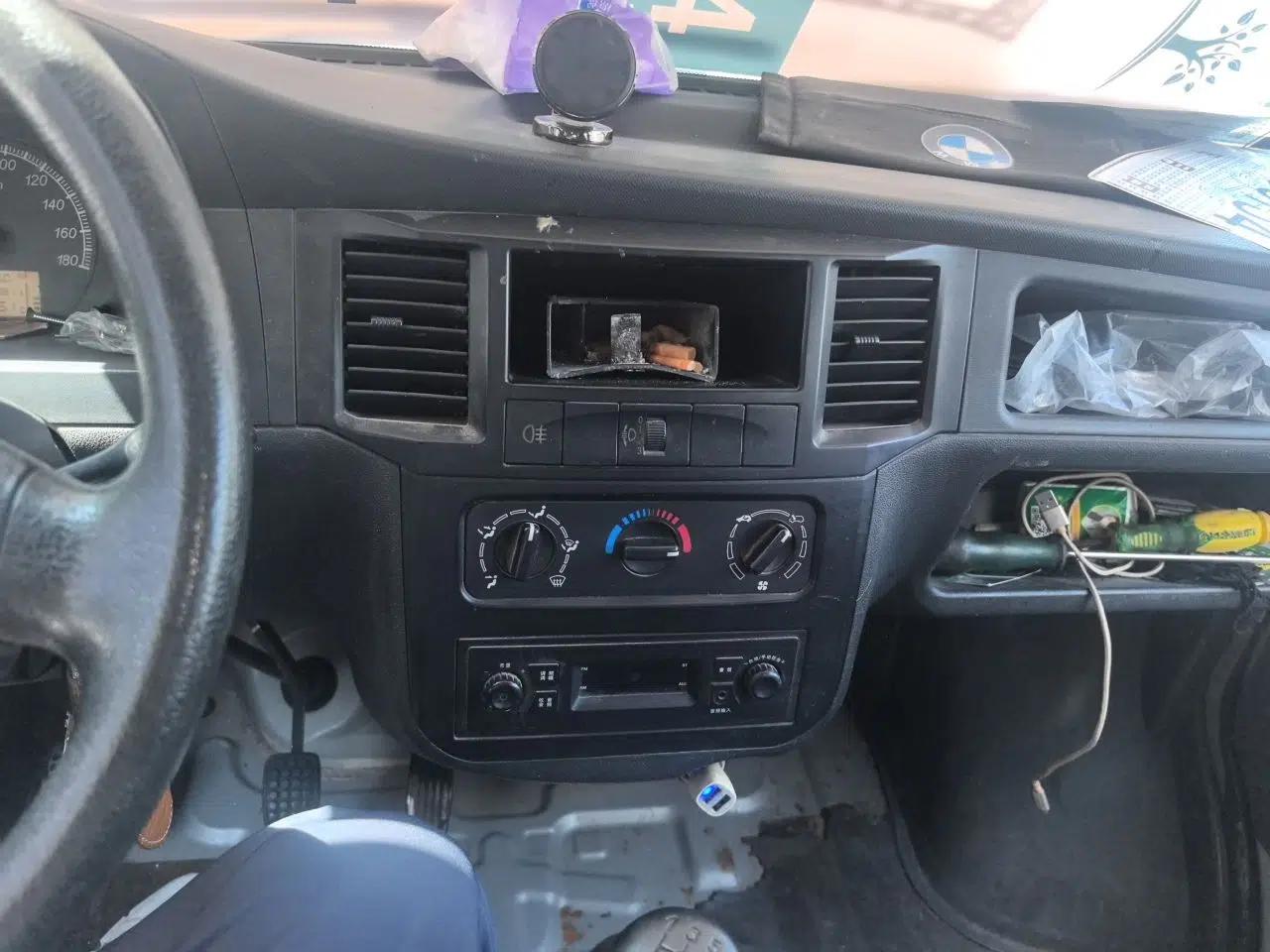 Wuling Zhiguang 2013 1.0L Practical Version — миниатюра 13