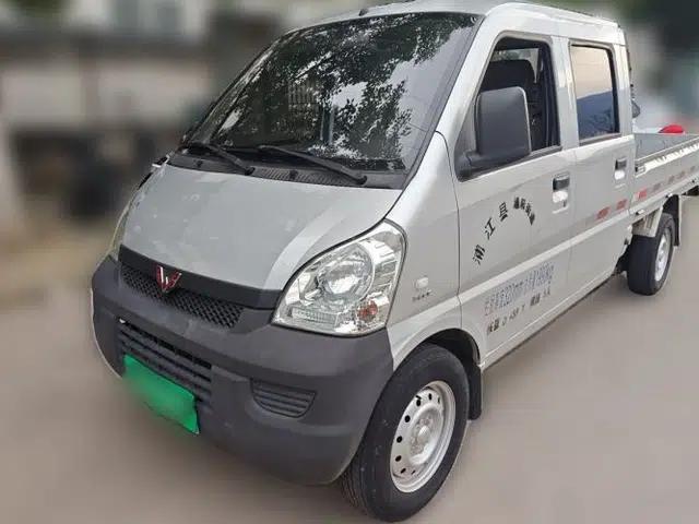 Wuling Rongguang Small Truck 2019 1.5L Base Version Double-Cab Euro VI L3C