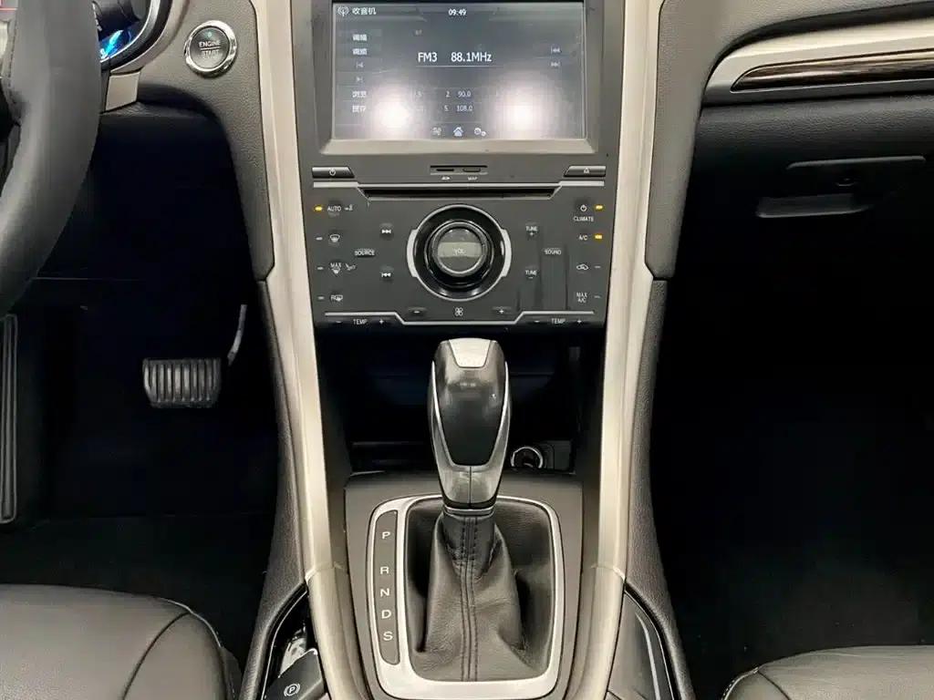 2013 Ford Mondeo 2.0L GTDi200 Fashion Edition — миниатюра 9