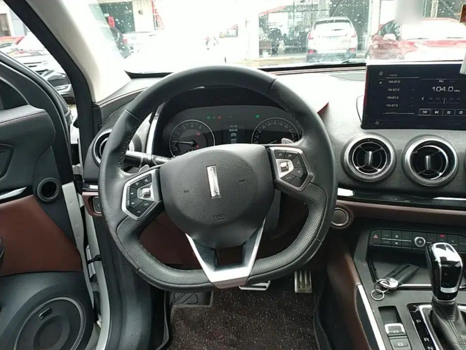 Wey VV5 2017 2.0T Ultra-Luxury Version — миниатюра 13