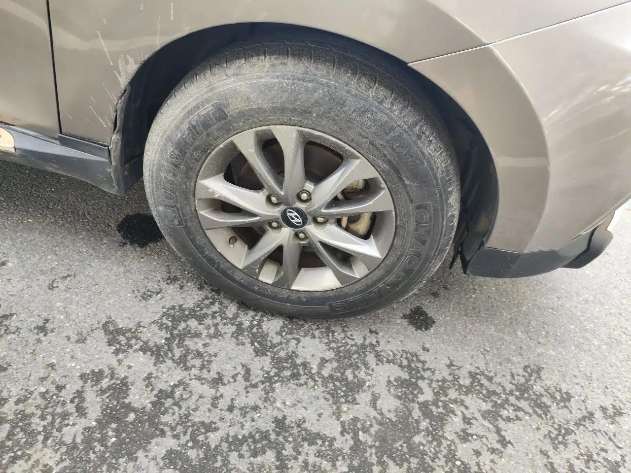Hyundai ix35 2013 2.0L Automatic 2WD Comfort GL China IV Standard — миниатюра 8