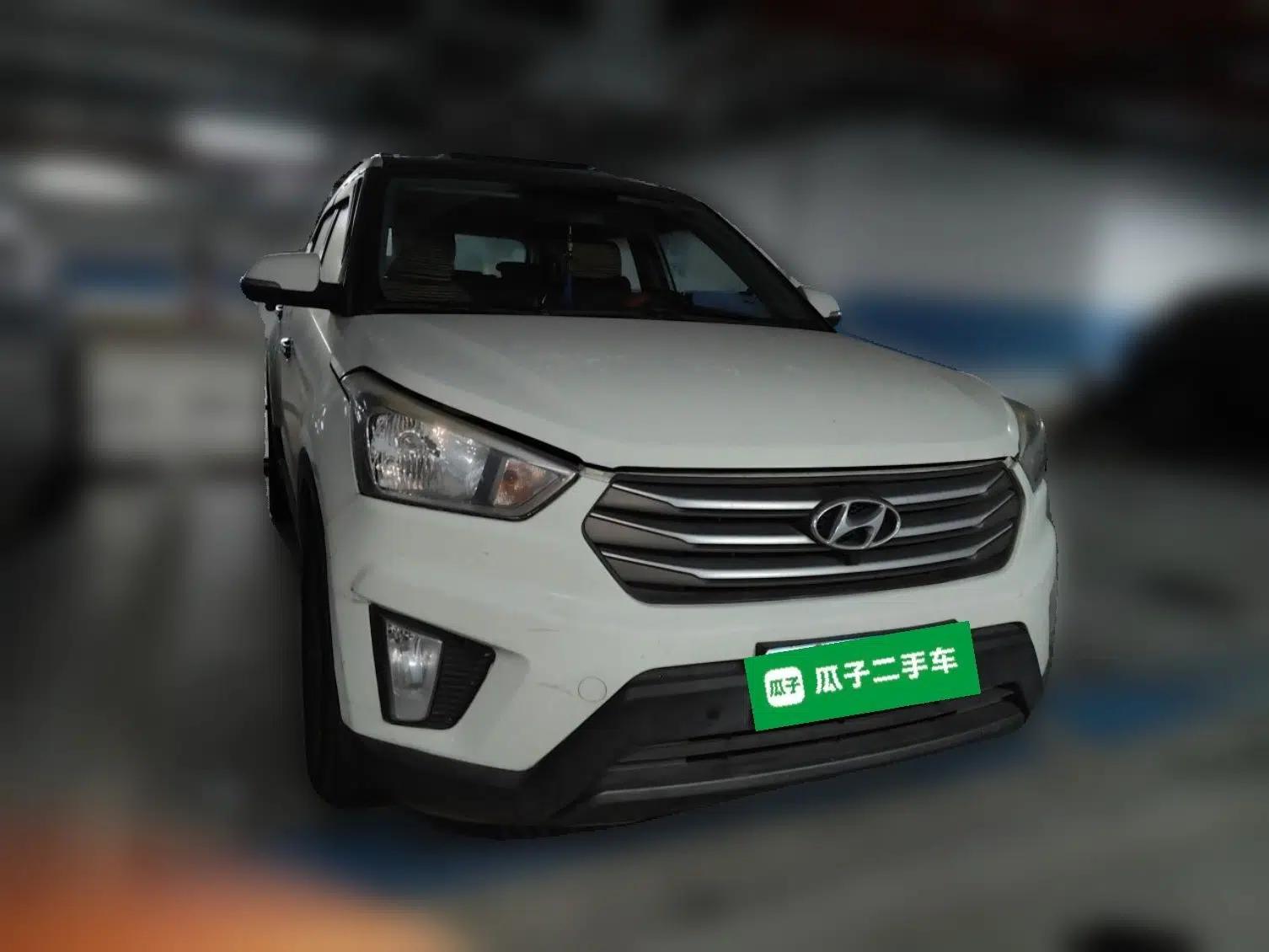 Hyundai ix25 2015 1.6L Automatic Two-Wheel Drive Smart GLS Trim — миниатюра 3