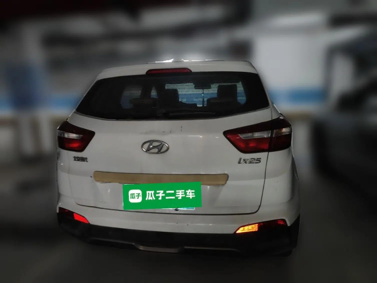 Hyundai ix25 2015 1.6L Automatic Two-Wheel Drive Smart GLS Trim — миниатюра 5