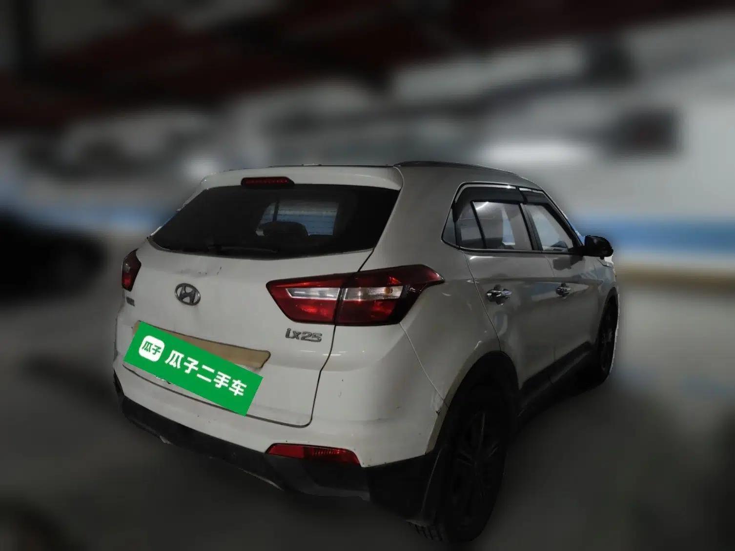 Hyundai ix25 2015 1.6L Automatic Two-Wheel Drive Smart GLS Trim — миниатюра 6