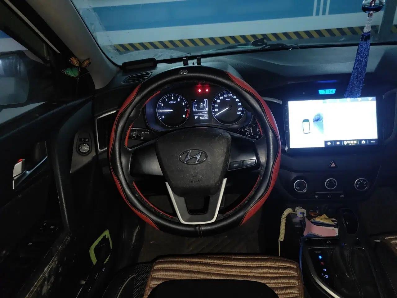 Hyundai ix25 2015 1.6L Automatic Two-Wheel Drive Smart GLS Trim — миниатюра 10