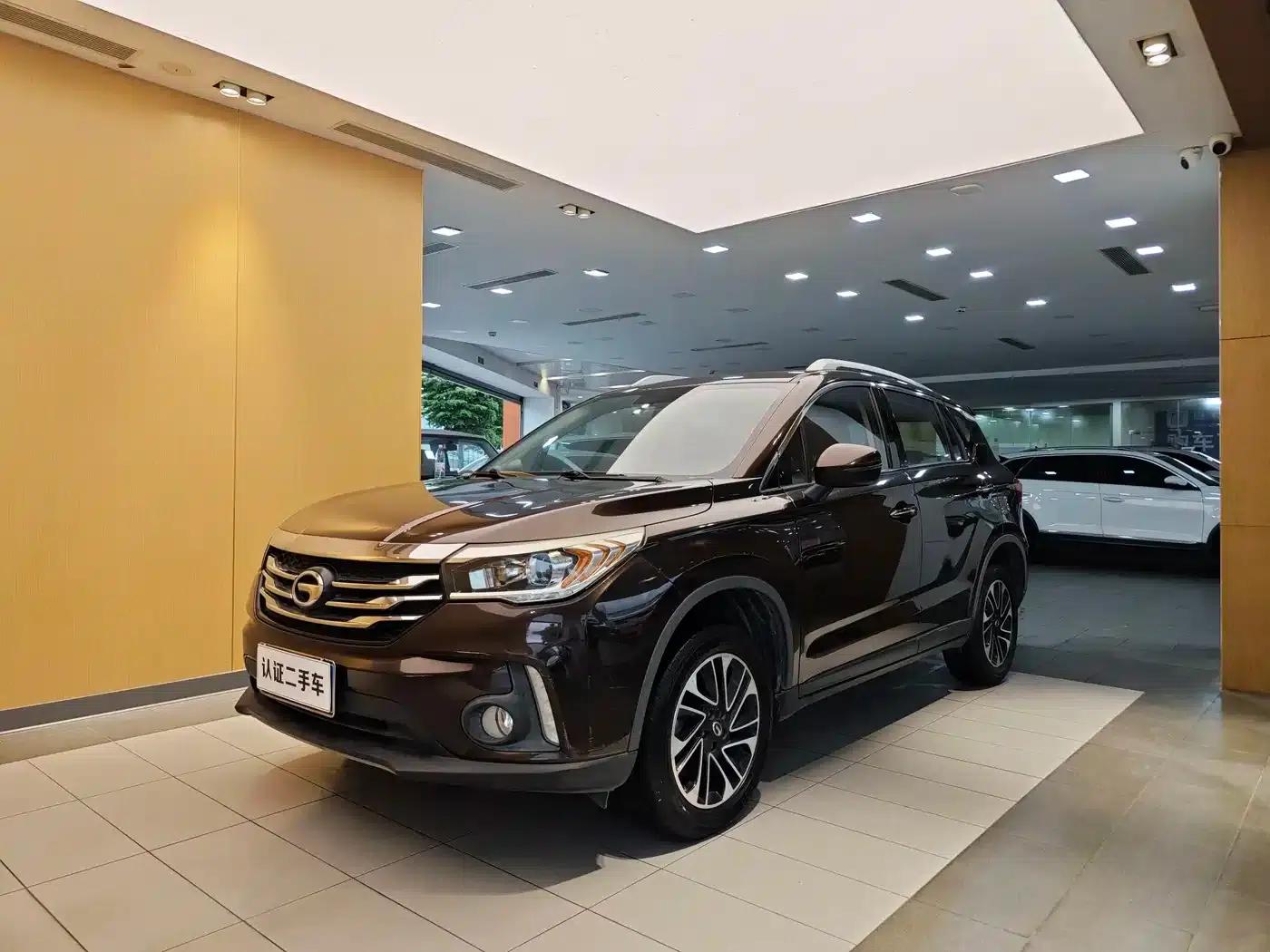 Trumpchi GS4 2017 200T G-DCT 2WD Elite Edition — миниатюра 1