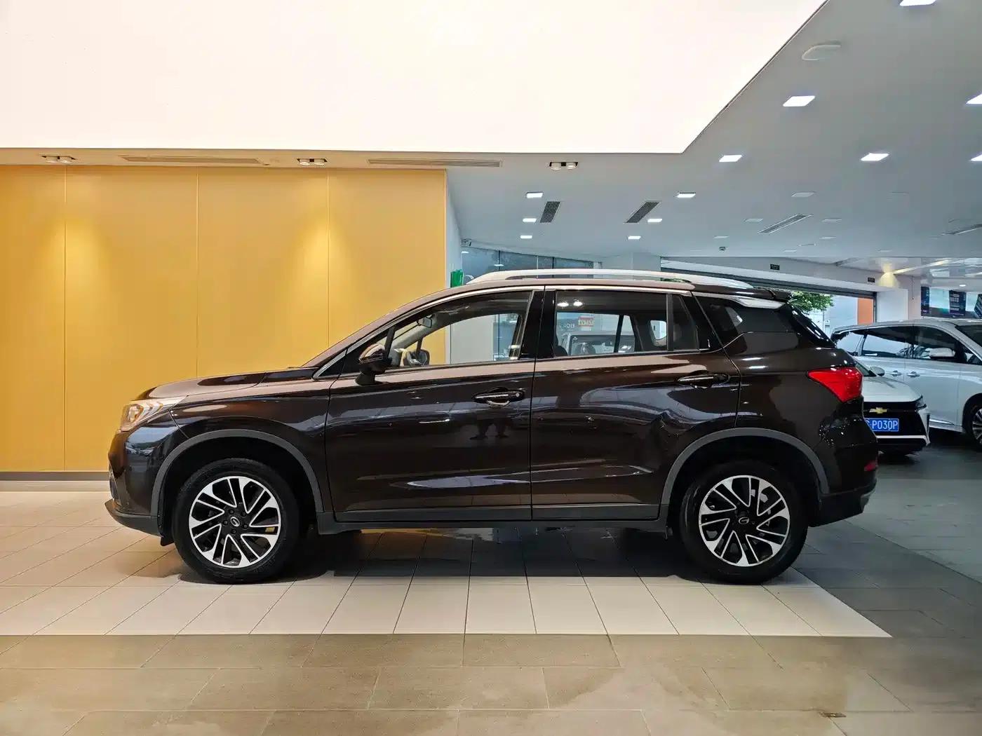Trumpchi GS4 2017 200T G-DCT 2WD Elite Edition — миниатюра 7