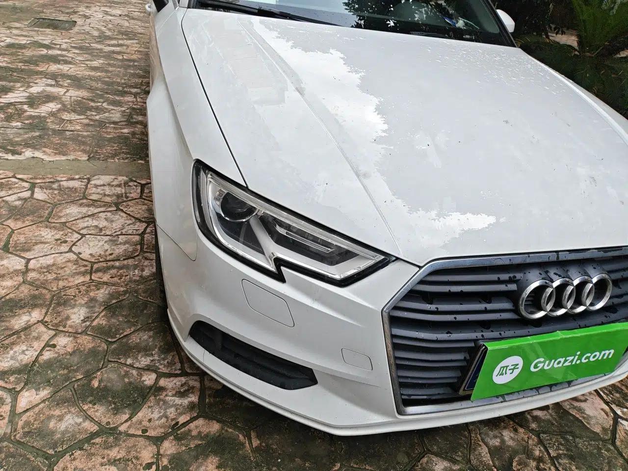 Audi A3 2018 30th Anniversary Edition Limousine 35 TFSI Ambition Model — миниатюра 7
