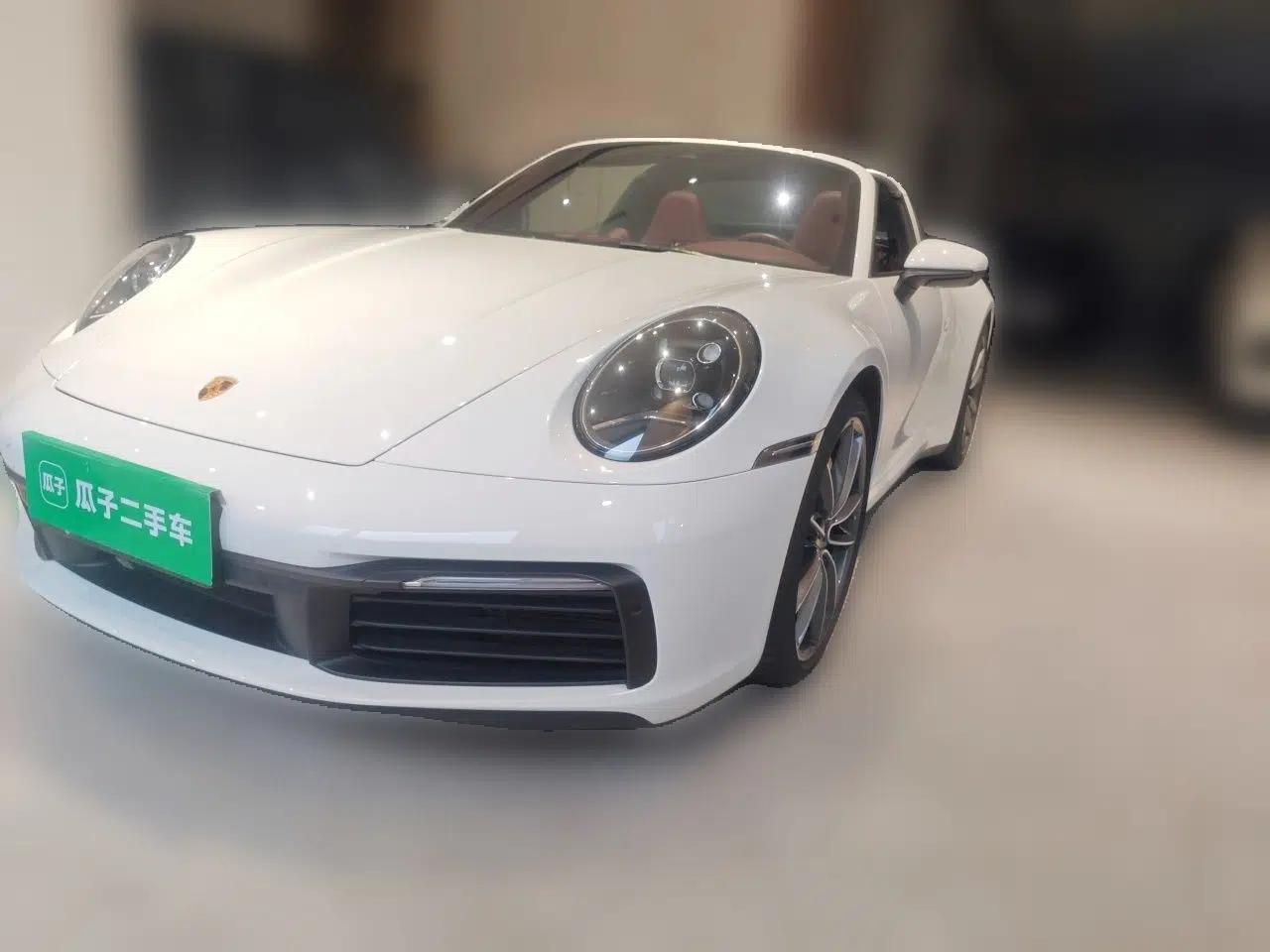 Porsche 911 2023 Targa 4 3.0T — миниатюра 1