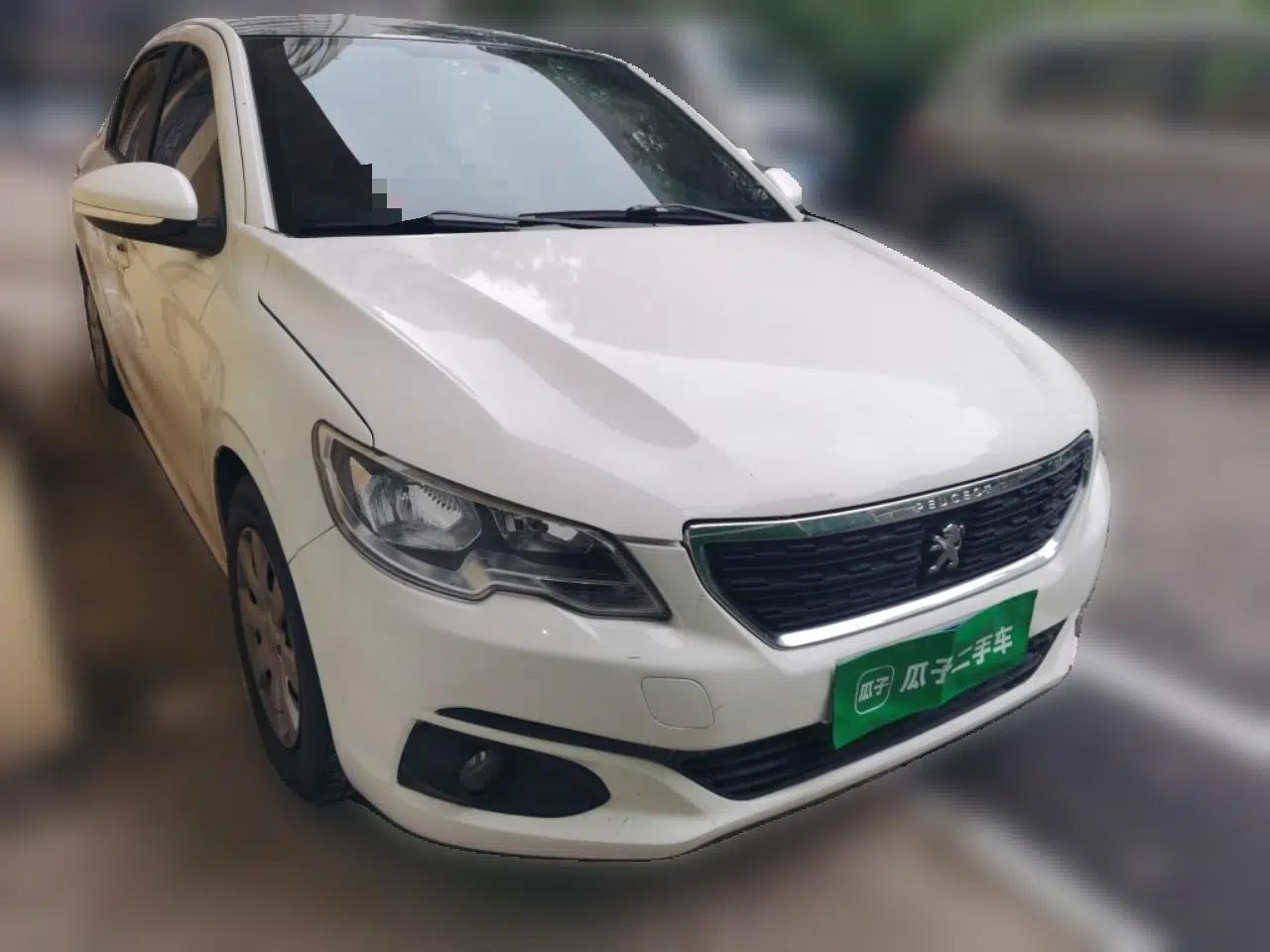 Peugeot 301 2017 1.6L Manual Comfort Edition — миниатюра 3