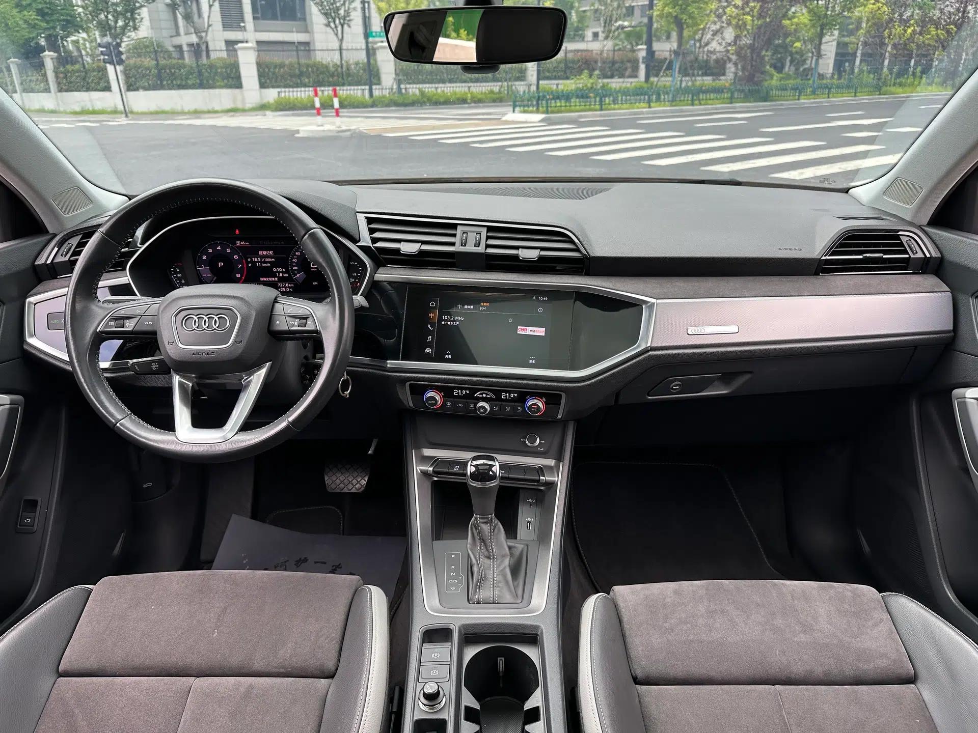 Audi Q3 2019 35 TFSI Advanced Dynamic Edition — миниатюра 37