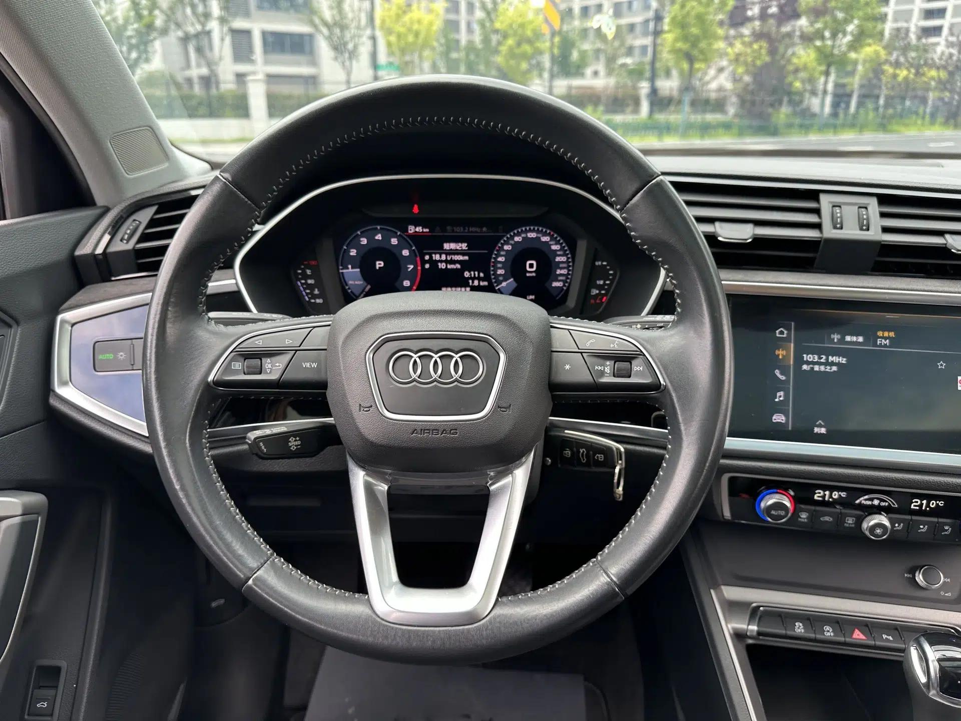 Audi Q3 2019 35 TFSI Advanced Dynamic Edition — миниатюра 39