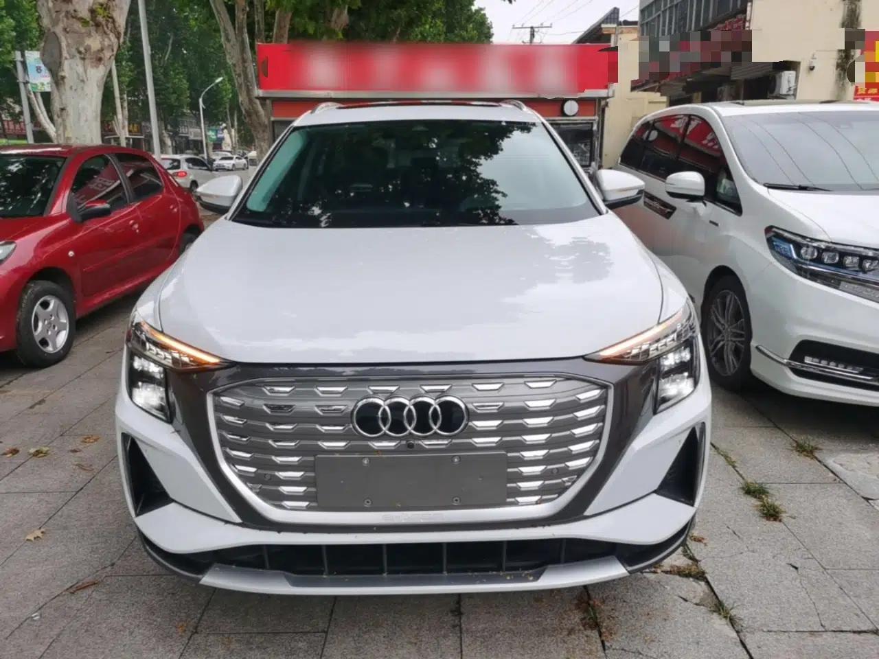Audi Q5 e-tron 2022 40 e-tron Starlight Edition Mech Kit — миниатюра 2