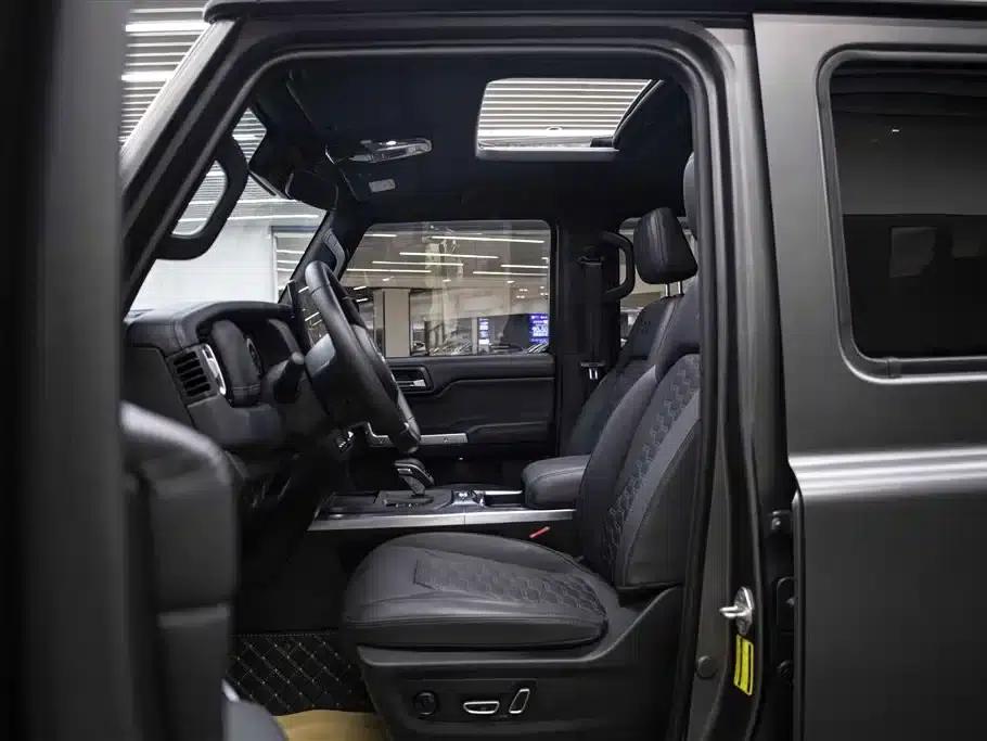 212 T01 2024 Explorer 2.0T — миниатюра 19