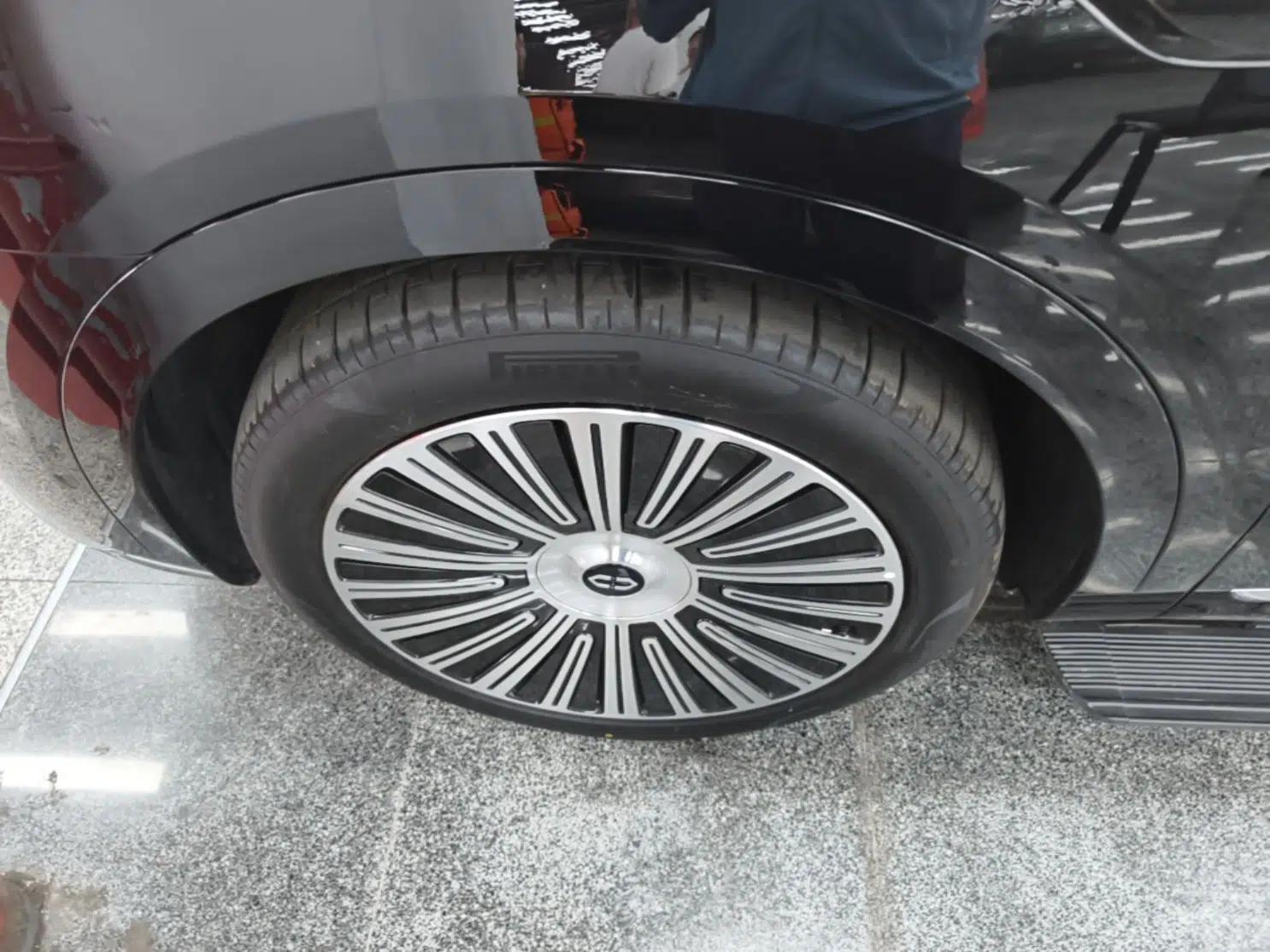 Hima AITO M9 2025 Extended-Range Ultra Version 52 kWh 5-Seater Edition — миниатюра 15