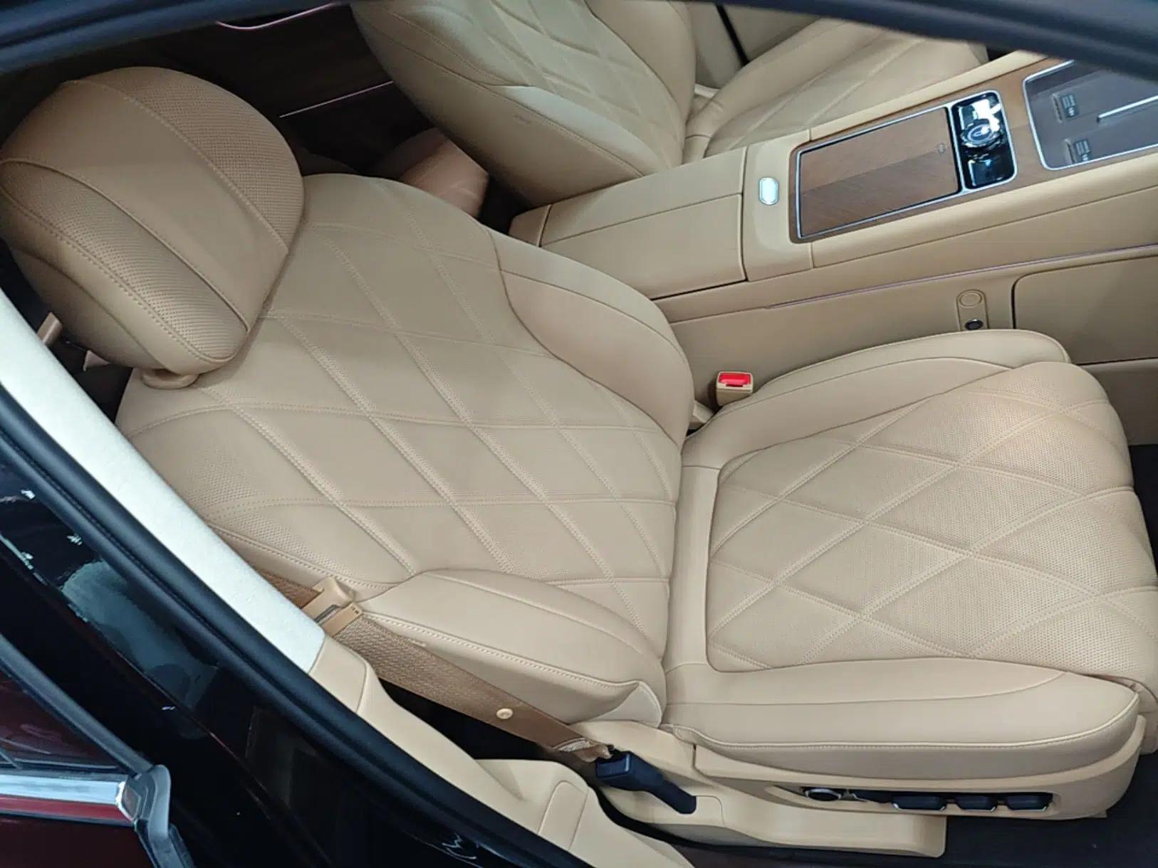 Hima AITO M9 2025 Extended-Range Ultra Version 52 kWh 6-Seater — миниатюра 24