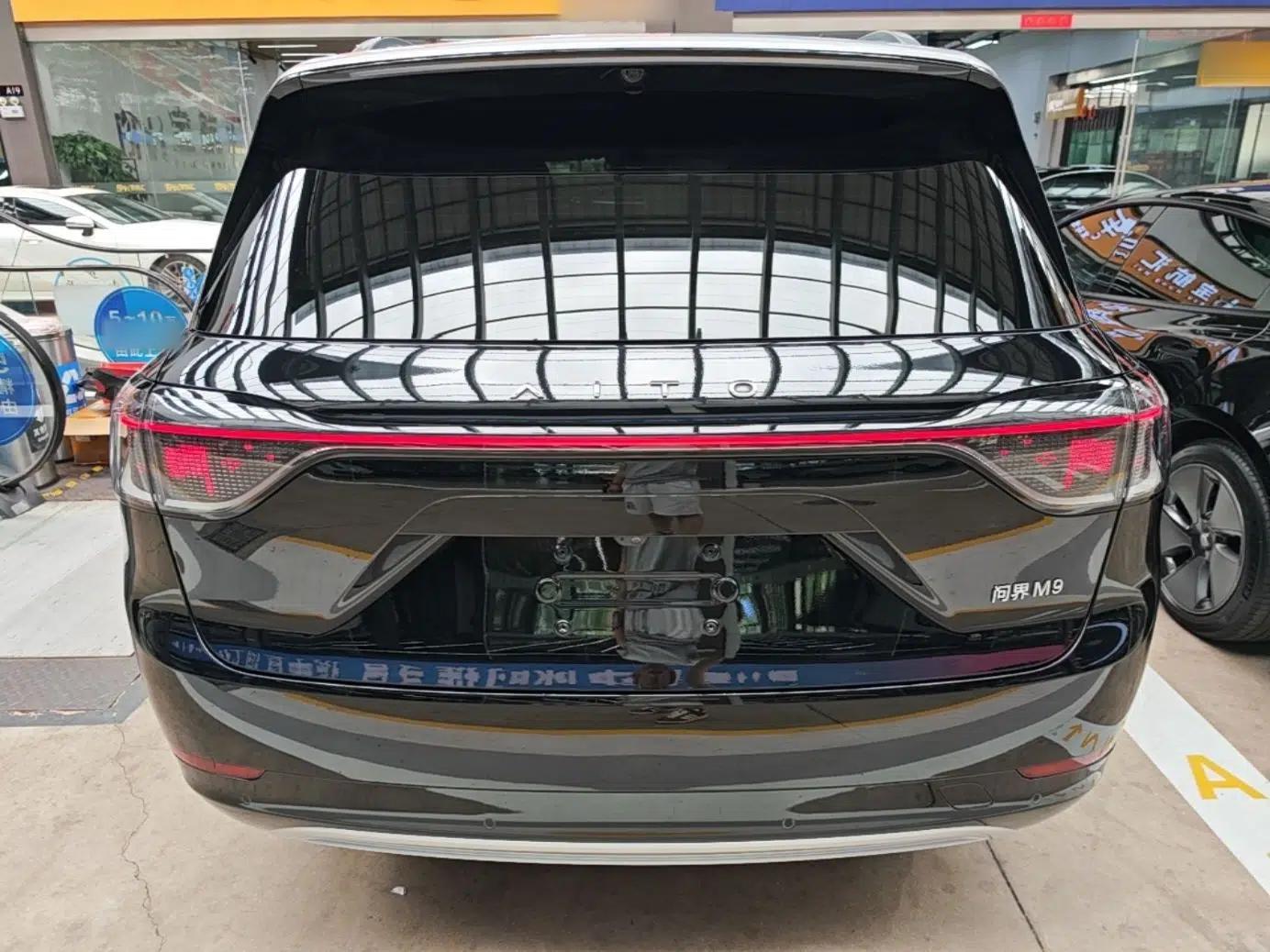 Hima AITO M9 2024 Range-Extended Ultra Version 52 kWh 6-Seater Model — миниатюра 5