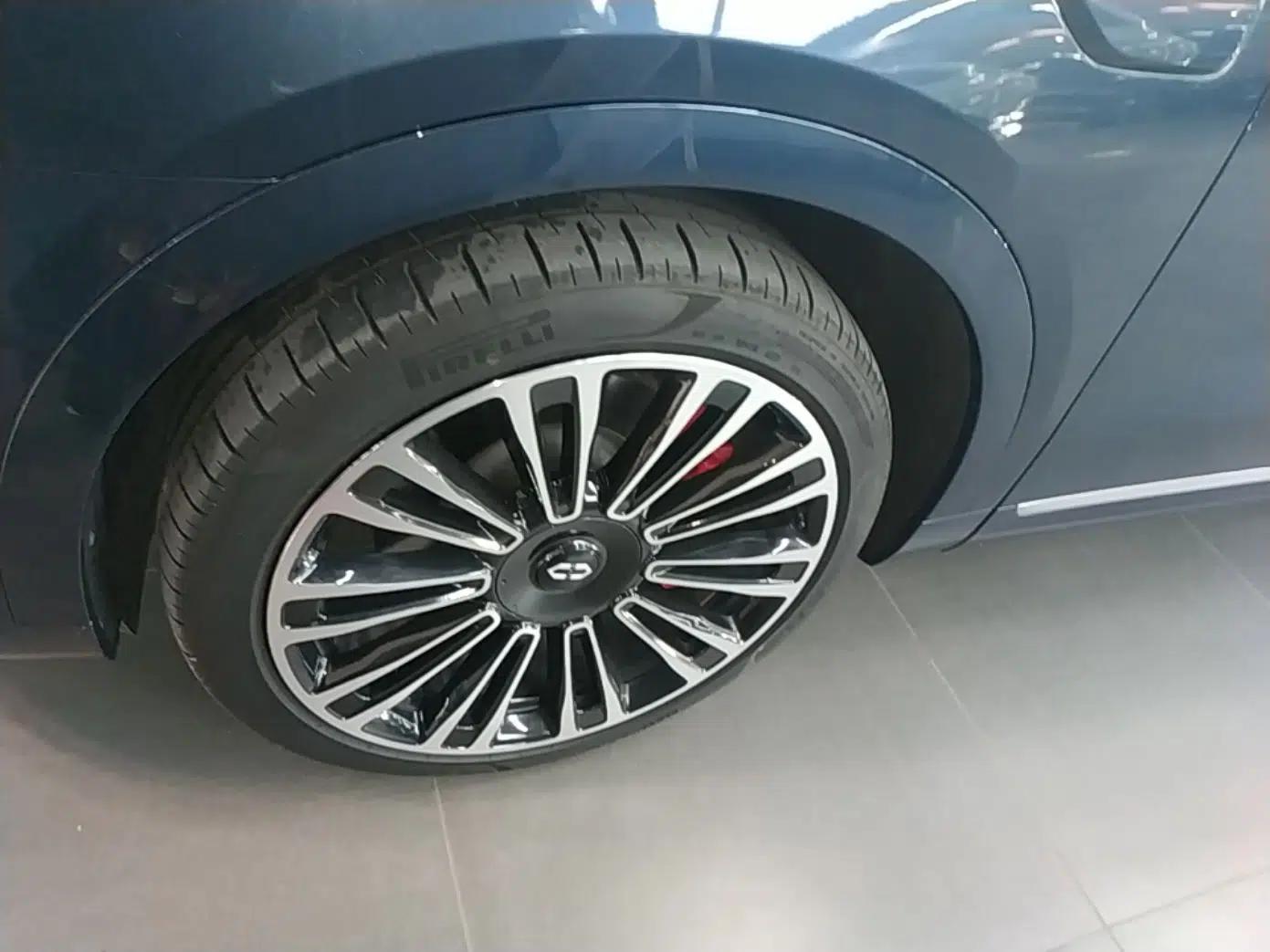 Hima AITO M9 2024 Range-Extended Ultra Version 42 kWh 6-Seater Model — миниатюра 10