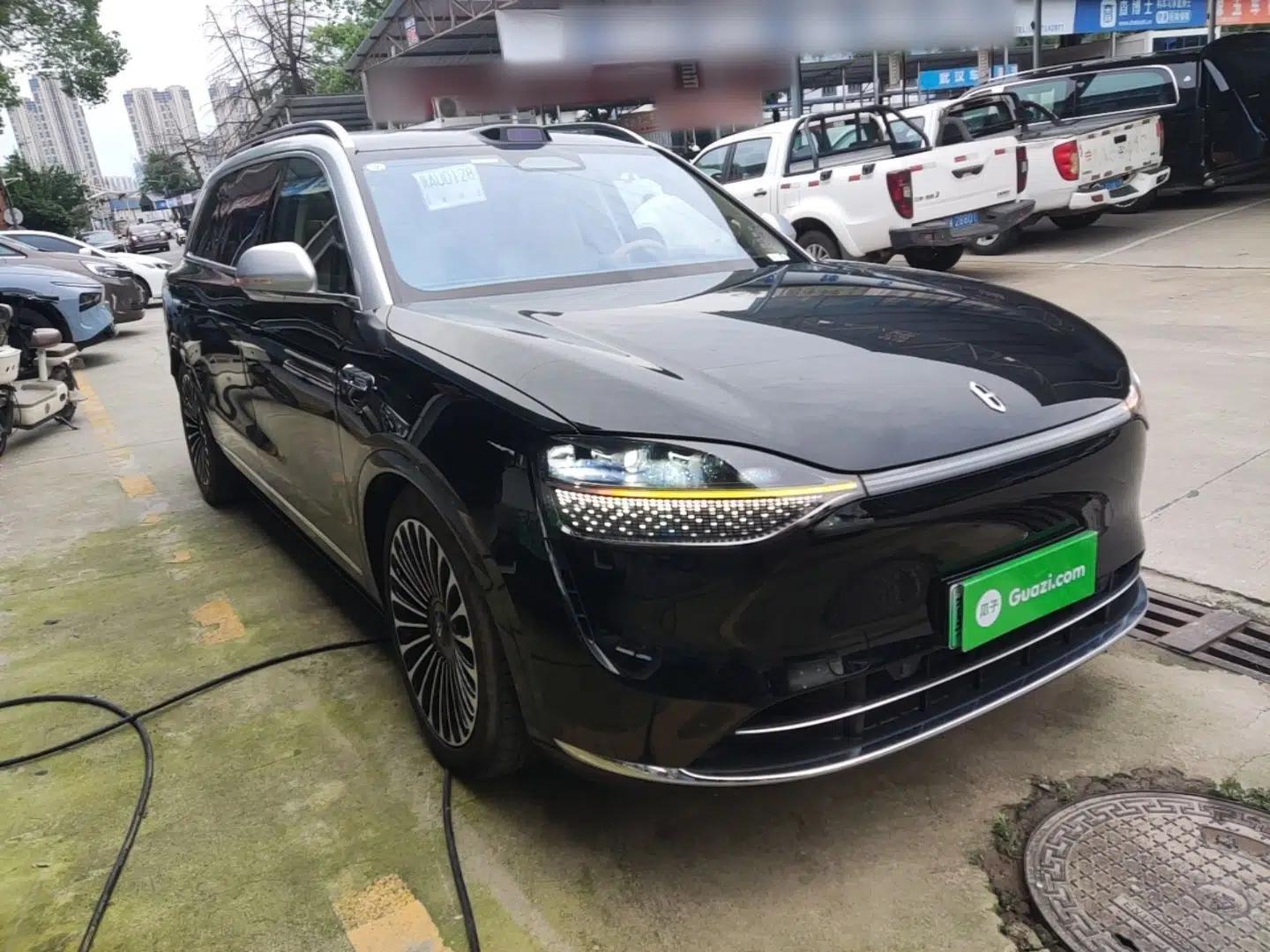 Hima AITO M9 2025 Extended-Range Ultra Version 52 kWh 6-Seater — миниатюра 3