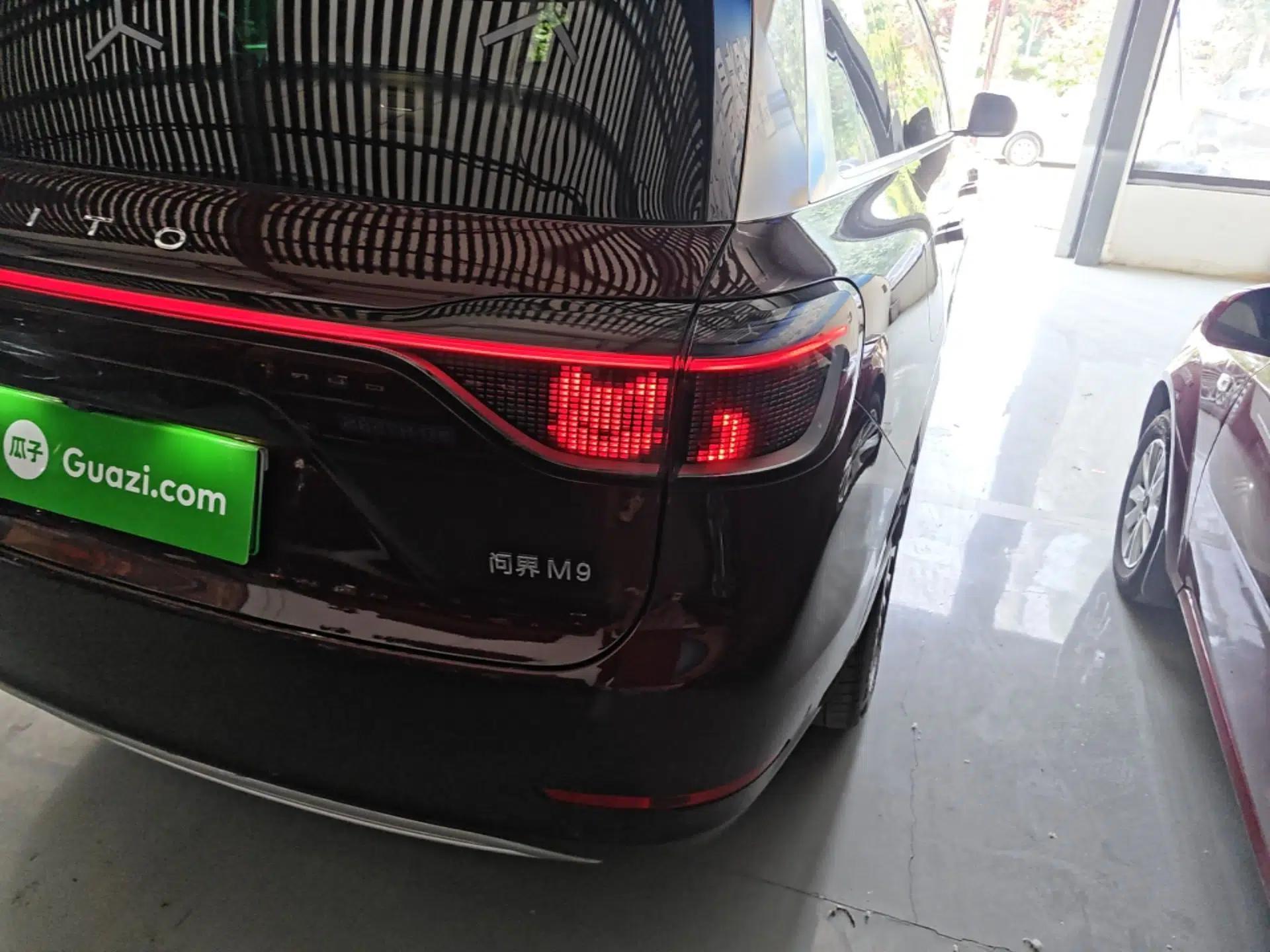 Hima AITO M9 2025 Extended-Range Ultra Version 52 kWh 6-Seater — миниатюра 9