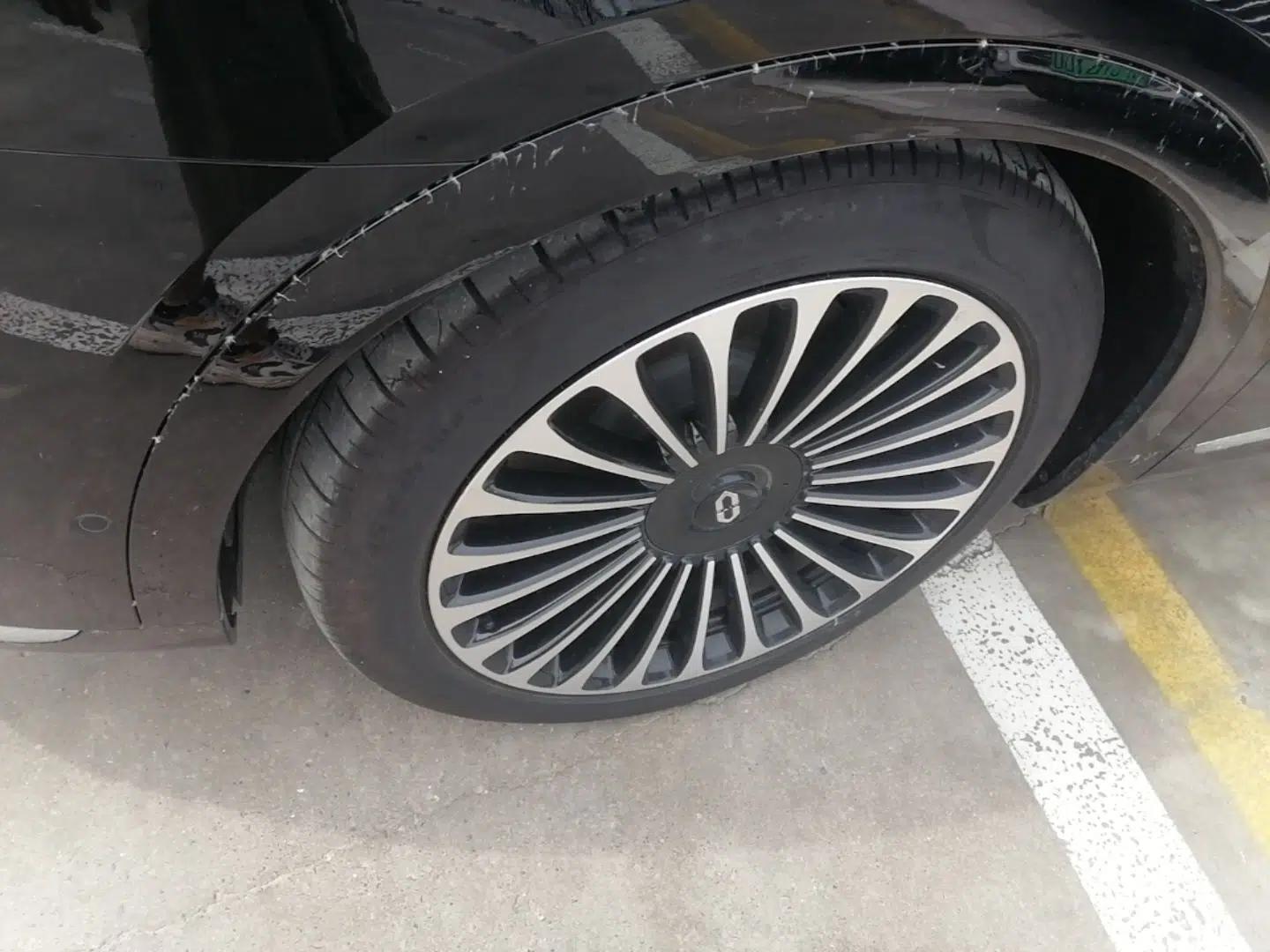 Hima AITO M9 2024 Range-Extended Ultra Version 52 kWh 6-Seater Model — миниатюра 10