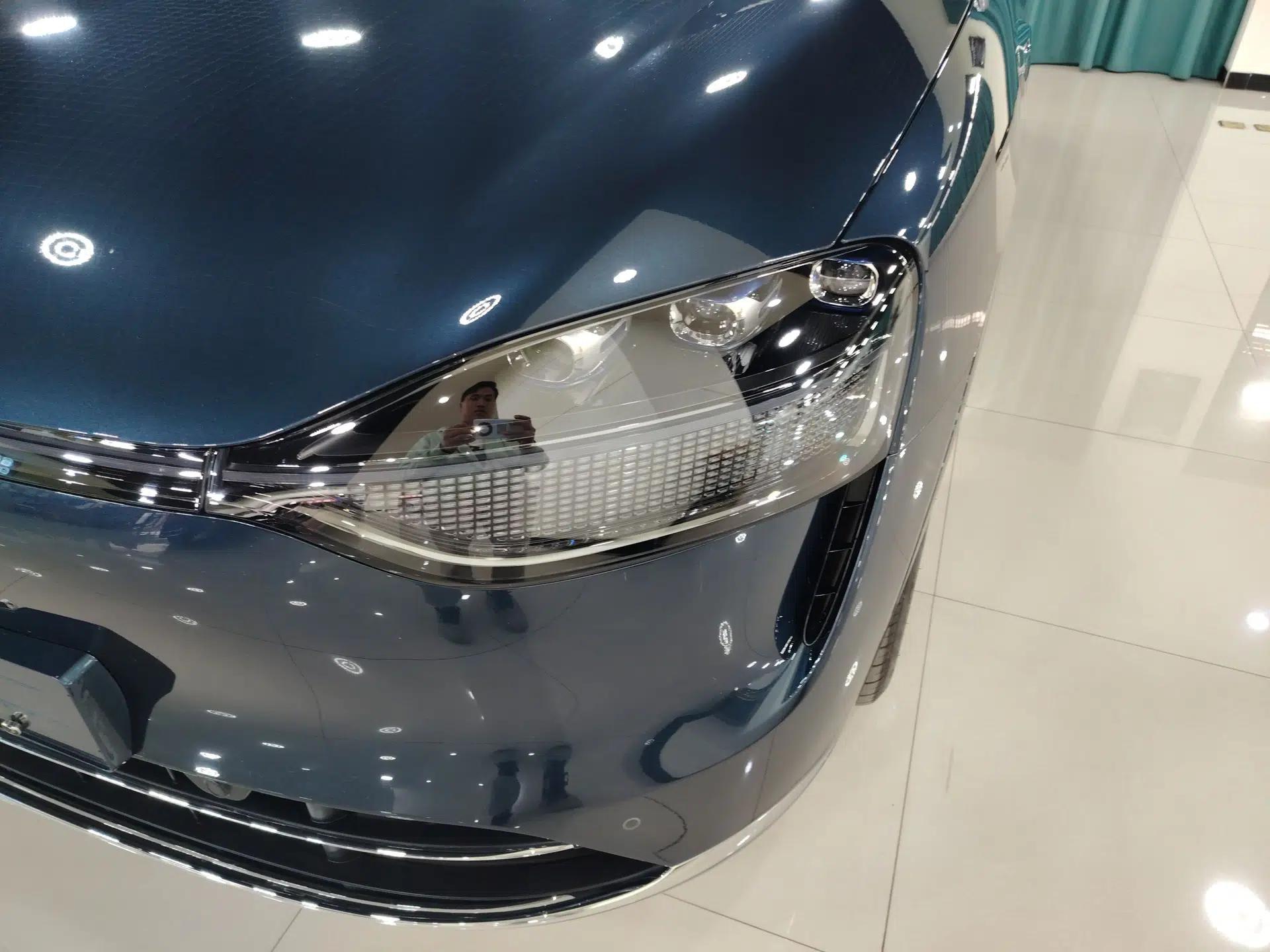 Hima AITO M9 2025 Extended-Range Ultra Version 52 kWh 6-Seater — миниатюра 6