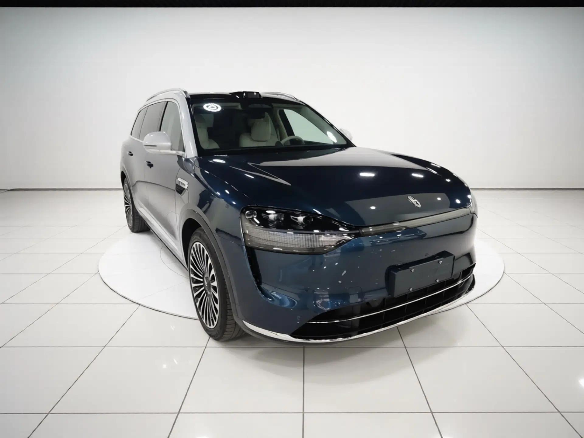 Hima AITO M9 2025 Extended-Range Ultra Version 52 kWh 6-Seater — миниатюра 7