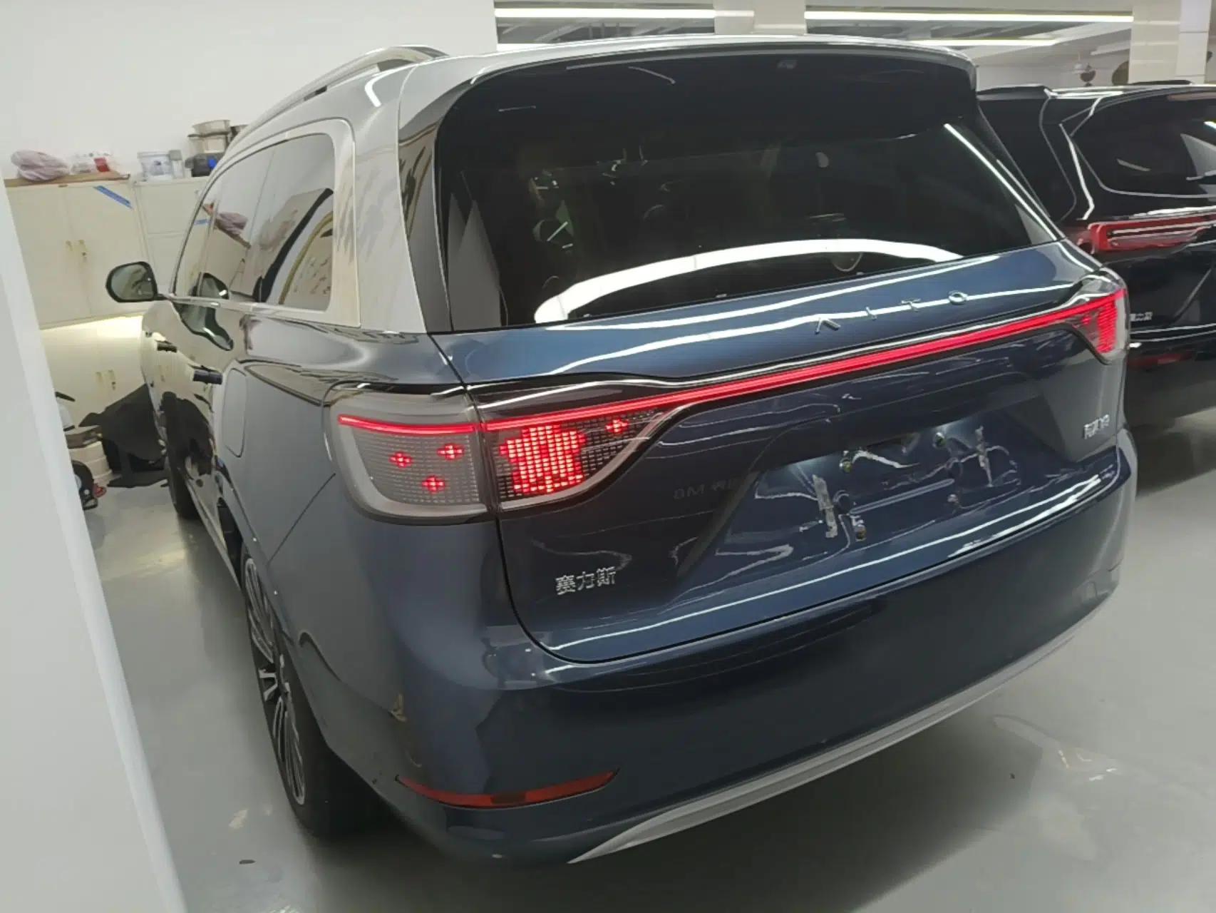 Hima AITO M9 2024 Range-Extended Ultra Version 52 kWh 5-Seater Model — миниатюра 4