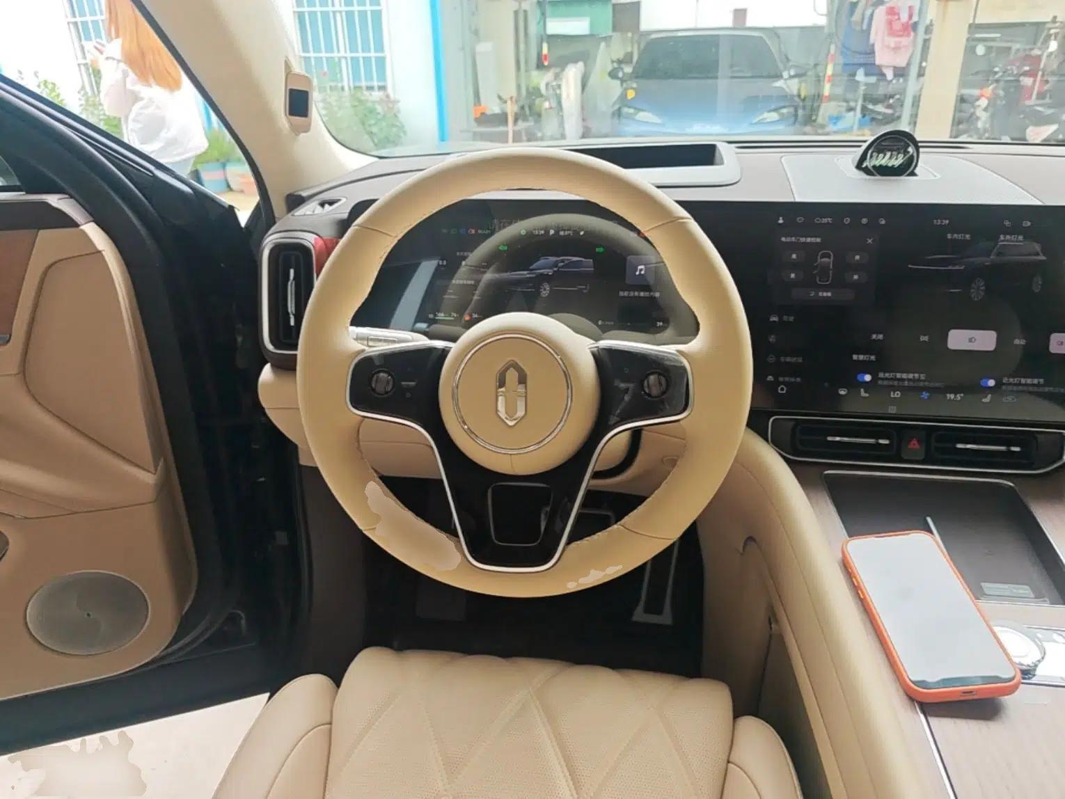 Hima AITO M9 2025 Model Range-Extended Ultra Edition 52kWh 6-seater (896-line LiDAR) — миниатюра 18