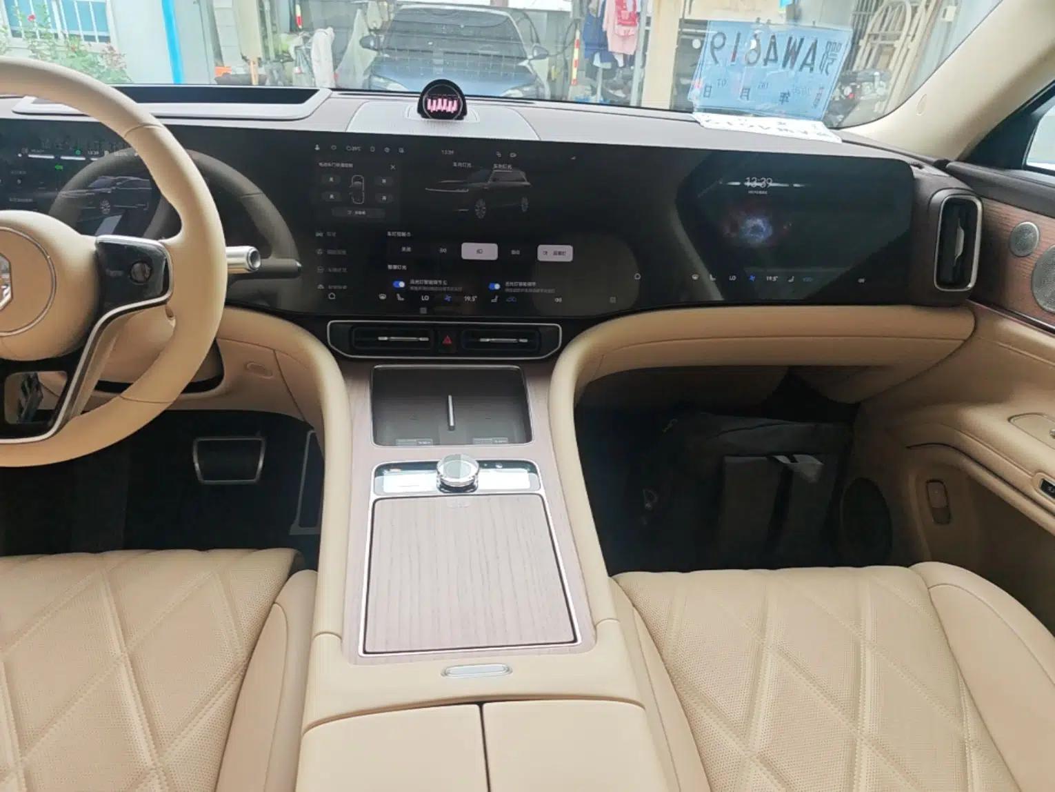 Hima AITO M9 2025 Model Range-Extended Ultra Edition 52kWh 6-seater (896-line LiDAR) — миниатюра 20