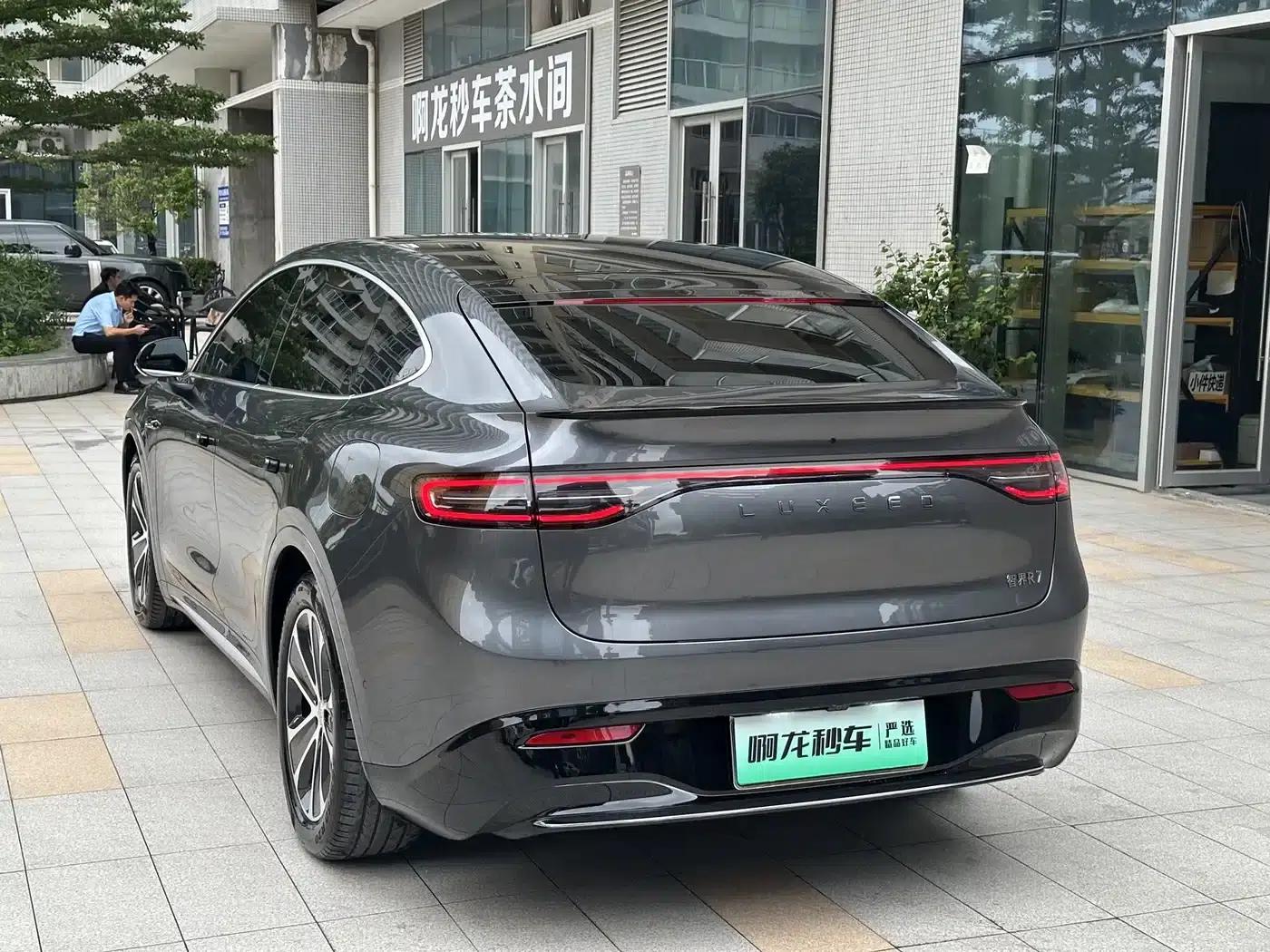 Zhijie R7 2024 Pure Electric 802km Max — миниатюра 18