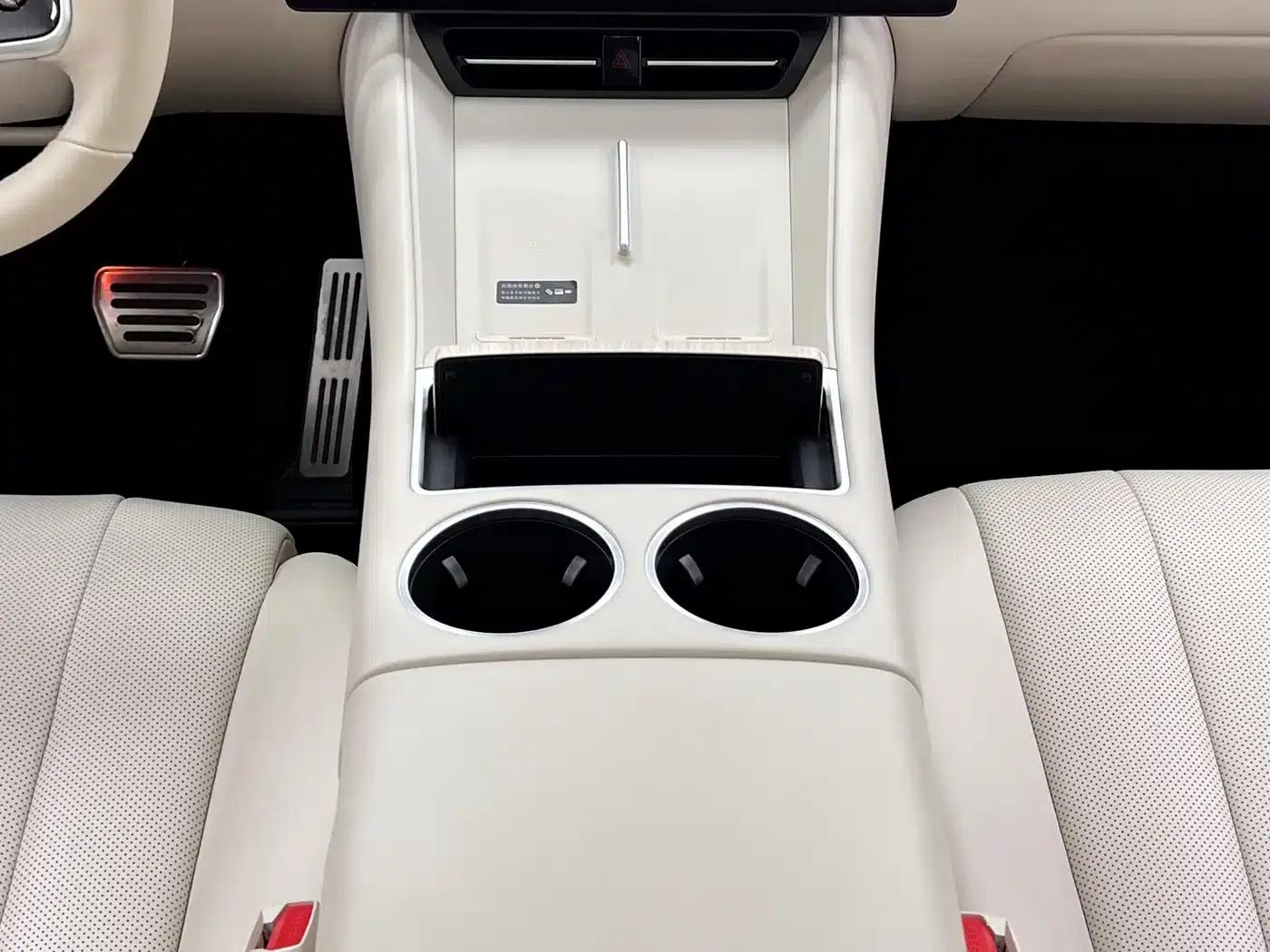 Zhijie R7 2025 Model, Extended Range 331km Ultra — миниатюра 26