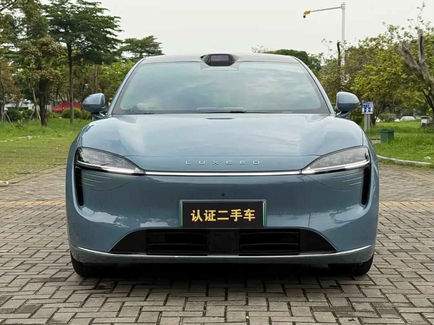 Zhijie R7 2024 Pure Electric 667km Max — миниатюра 2