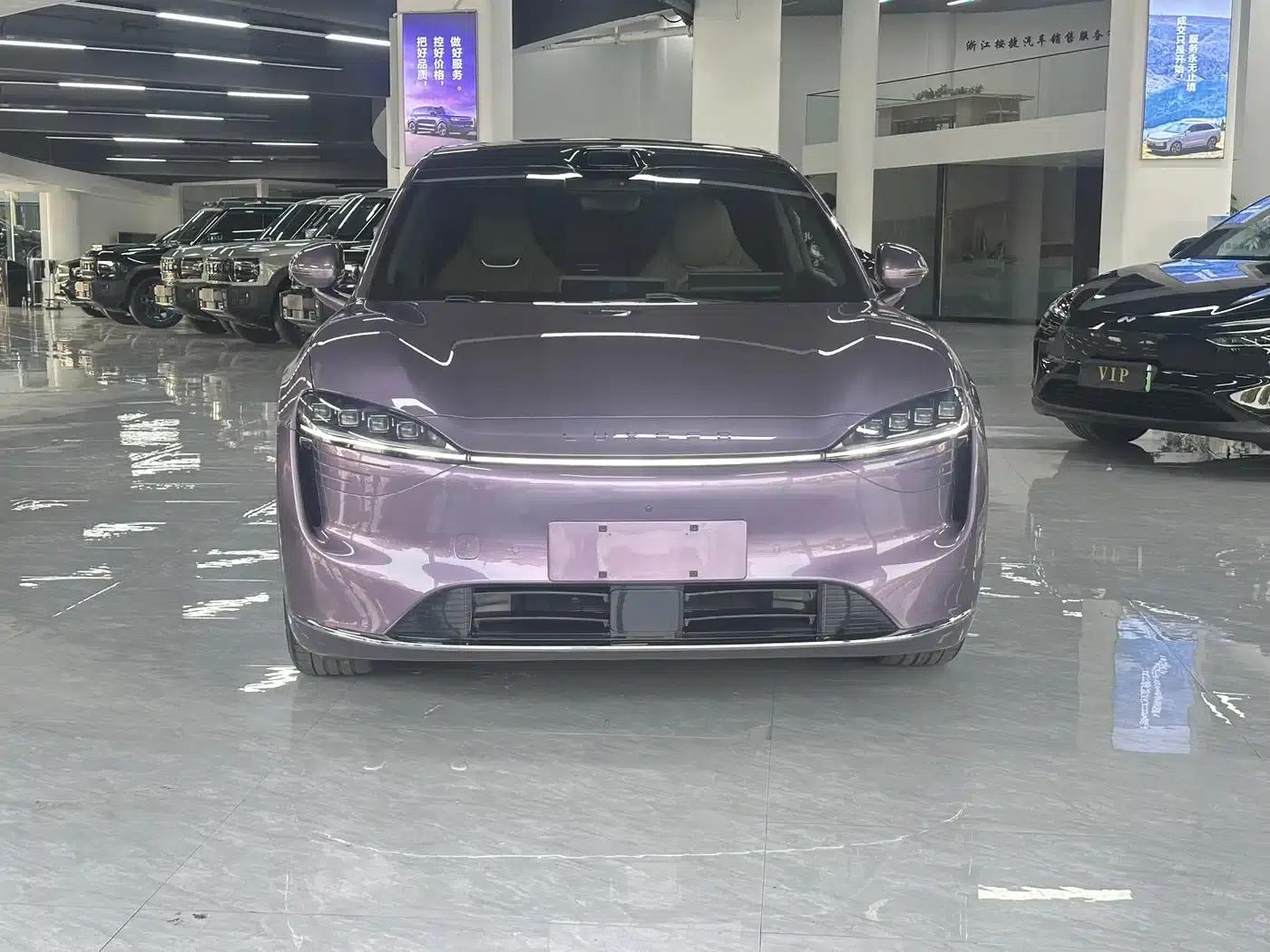 Zhijie R7 2024 Pure Electric 736km Ultra — миниатюра 1